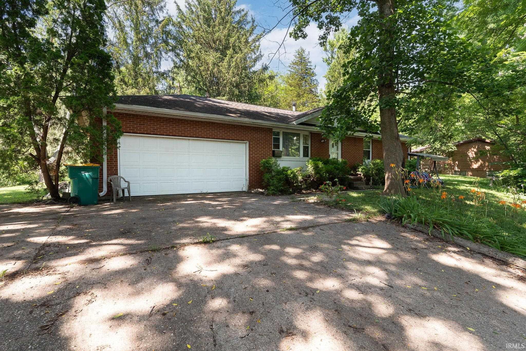 Homes for sale in West Lafayette, IN | 12 Circle Ln, West Lafayette, IN 47906 | MLS# 202527239