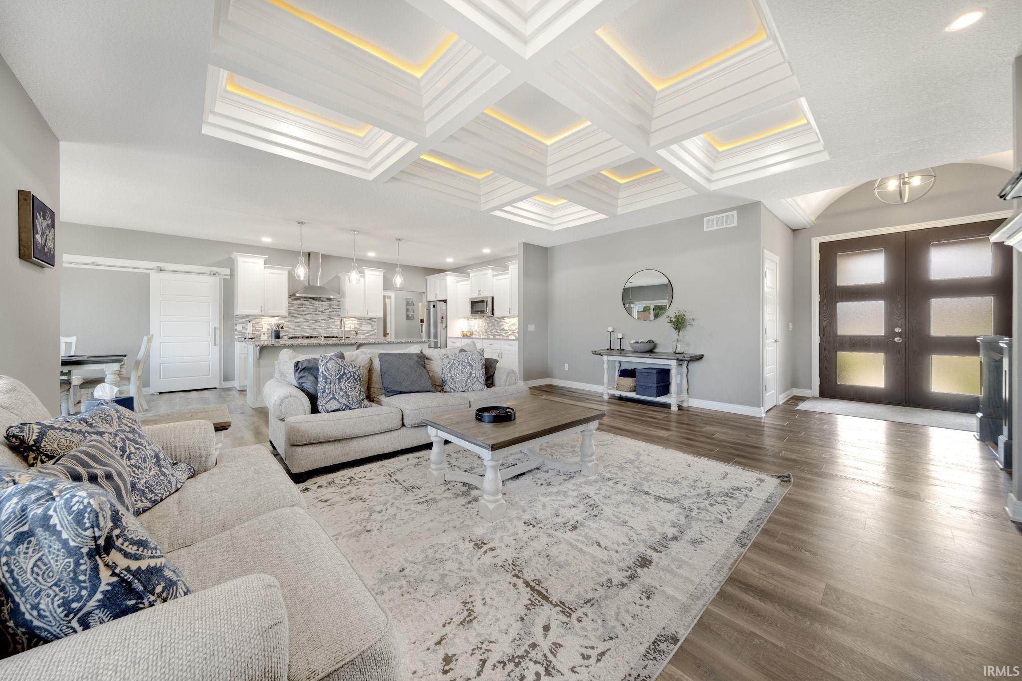 Photo 3 of 2620 E Ontario Lane