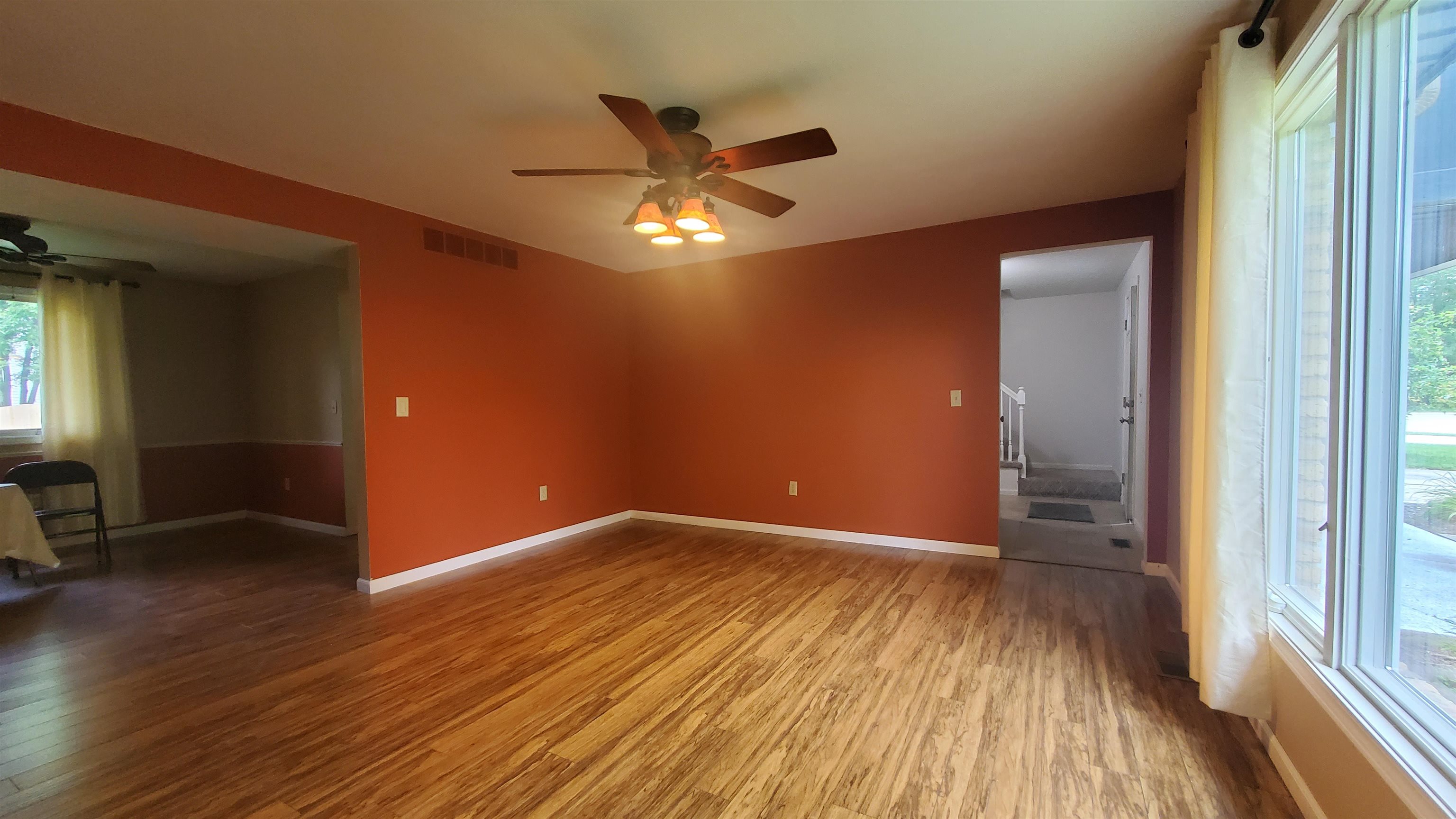 Photo 4 of 4728 Raleigh Court
