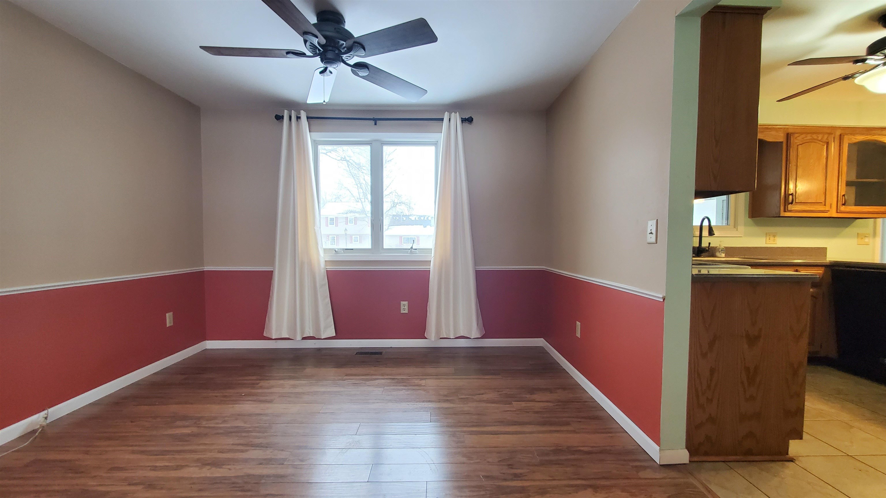 Photo 7 of 4728 Raleigh Court