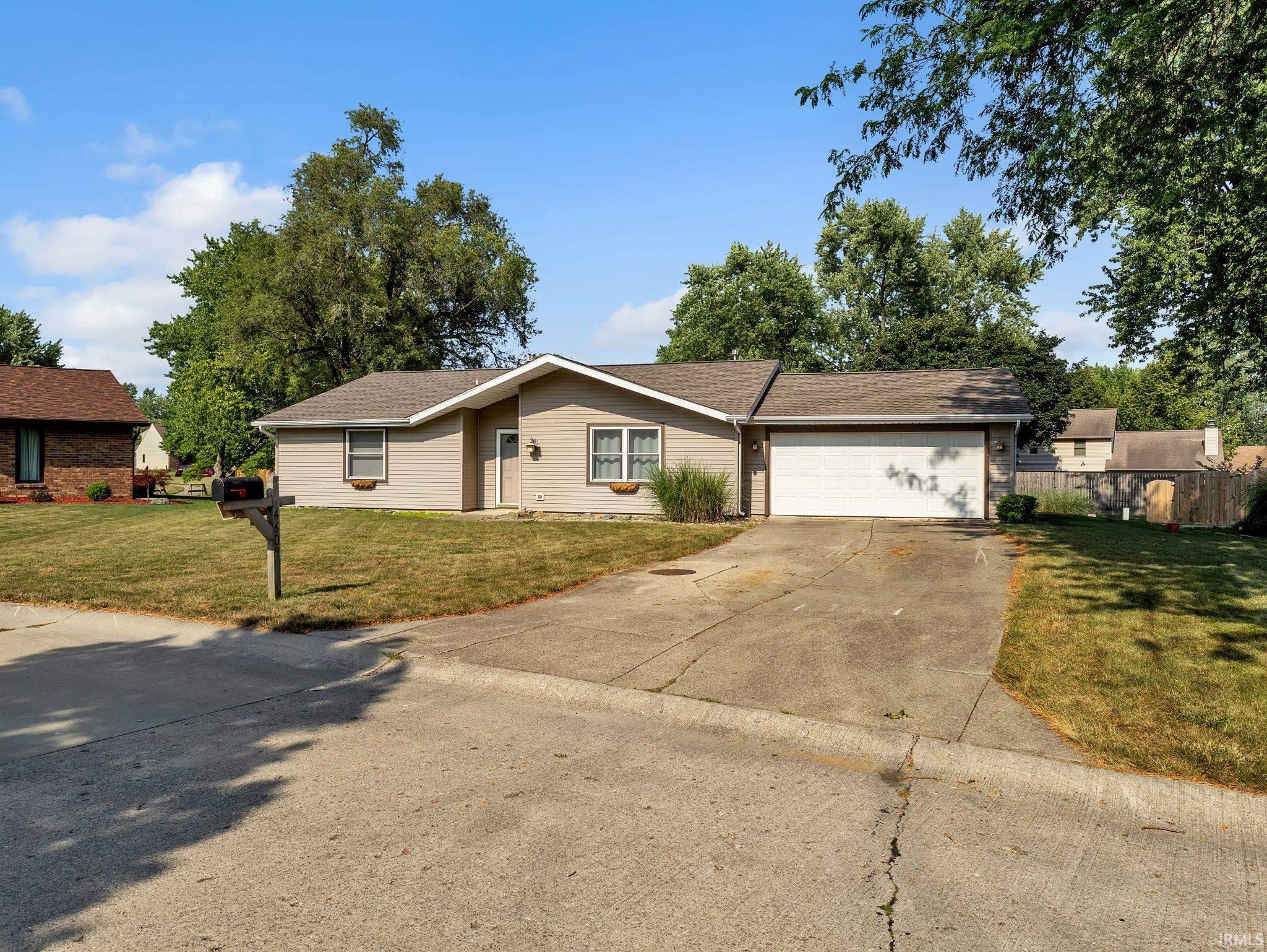 Homes for sale in Fort Wayne, IN | 4609 Blue Water Ct, Fort Wayne, IN 46804 | MLS# 202527378