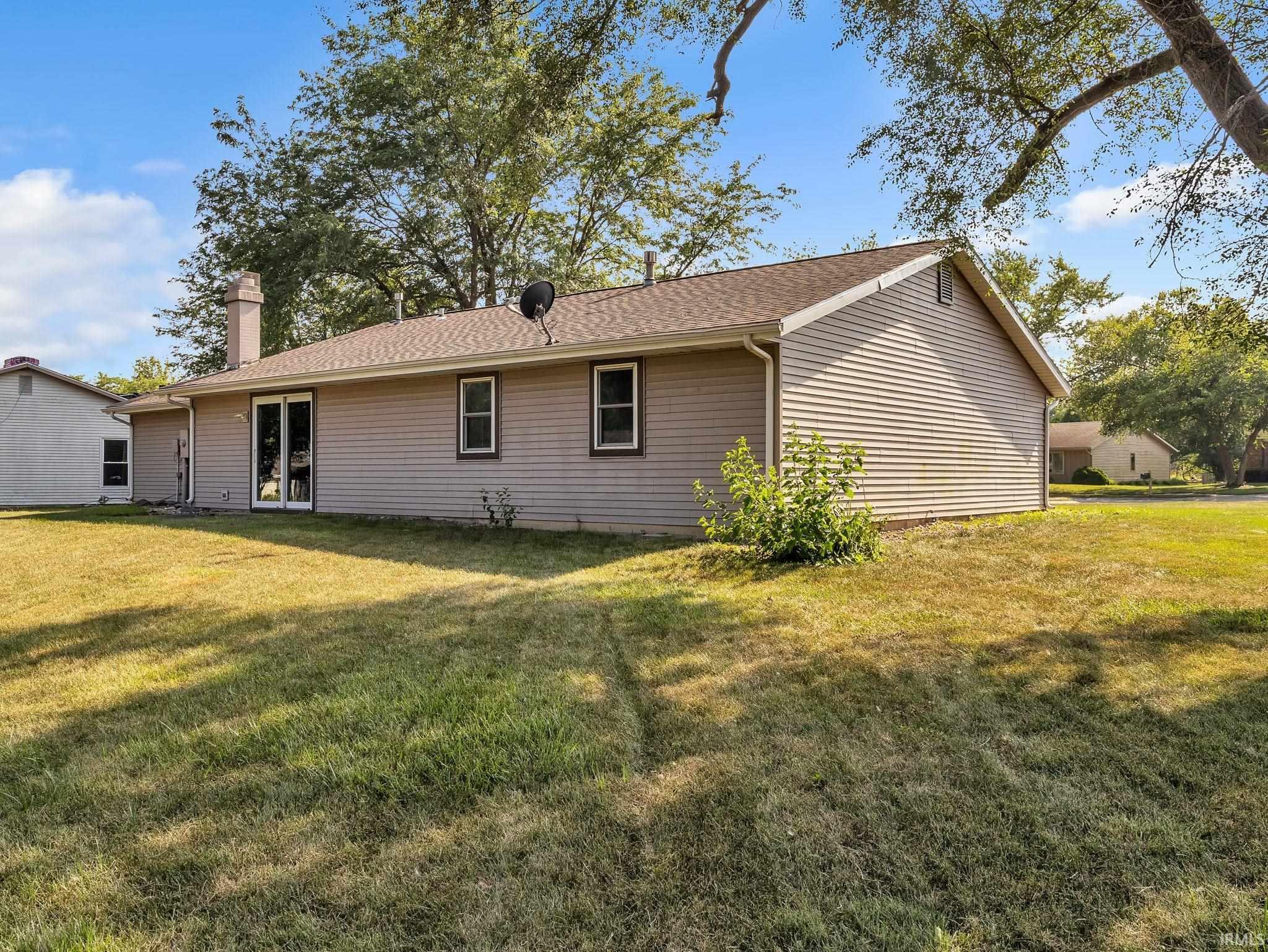 Homes for sale in Fort Wayne, IN | 4609 Blue Water Ct, Fort Wayne, IN 46804 | MLS# 202527378