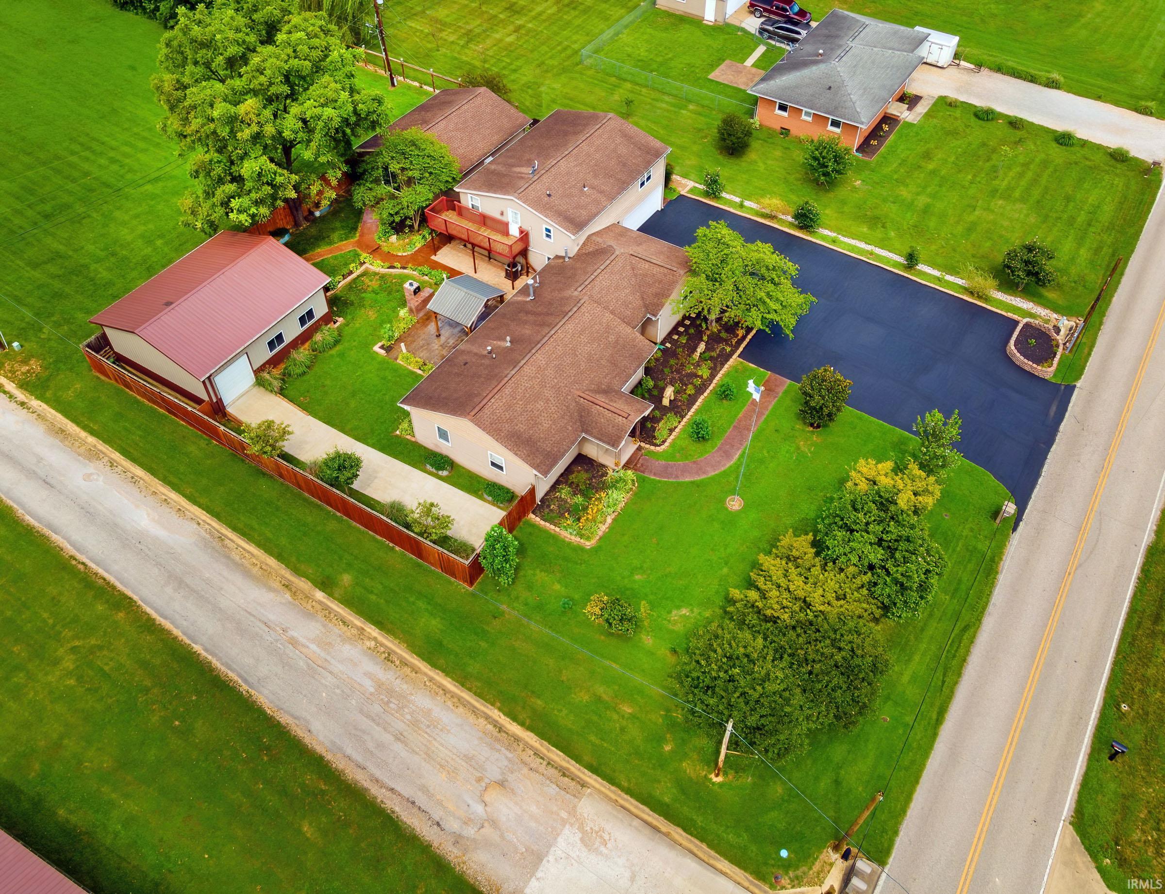 Homes for sale in Newburgh, IN | 8644 Vann Rd, Newburgh, IN 47630 | MLS# 202527384