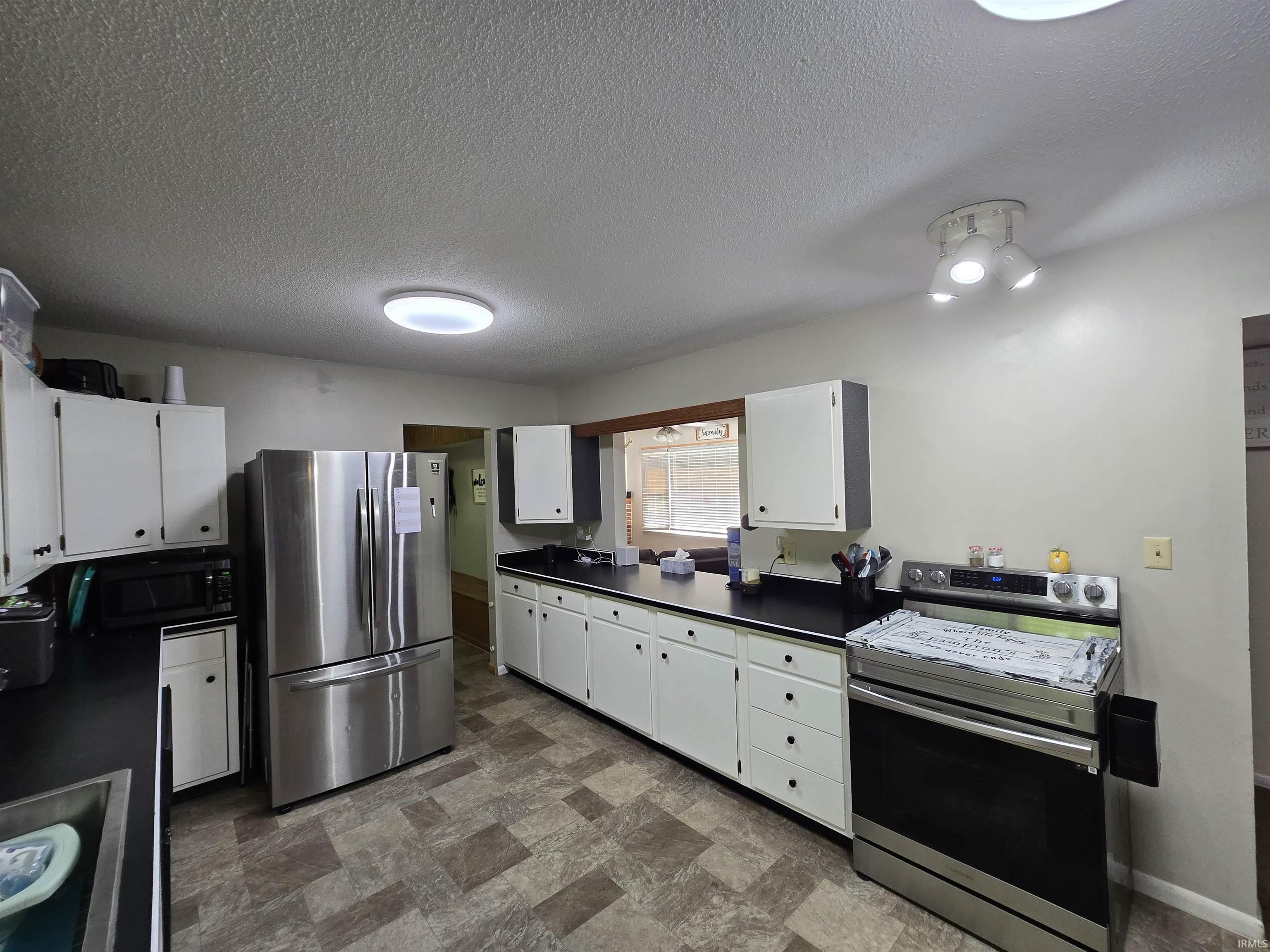 Homes for sale in Albany, IN | 10700 N State Rd 67/28, Albany, IN 47320 | MLS# 202527389