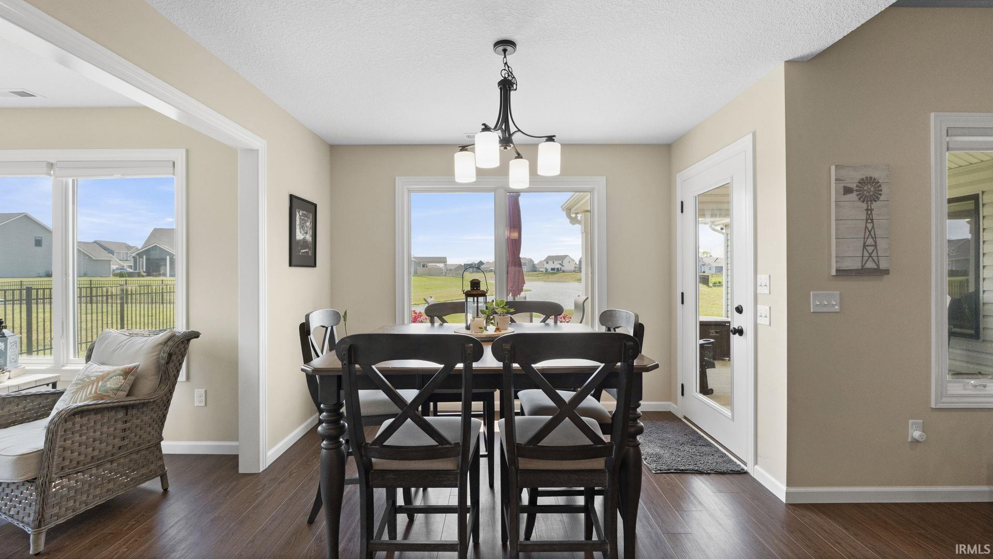 Photo 10 of 542 Persimmon Cove