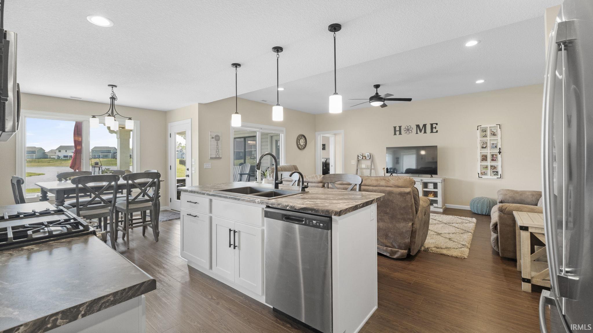 Photo 16 of 542 Persimmon Cove