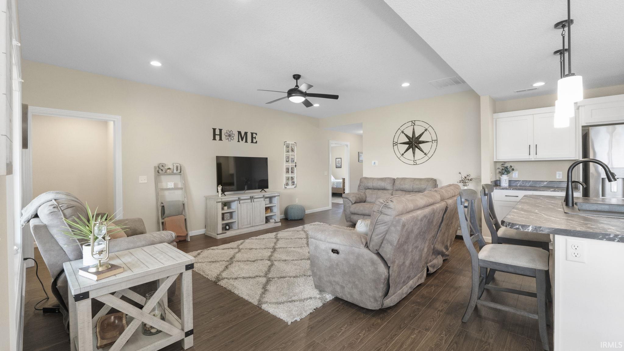 Photo 7 of 542 Persimmon Cove