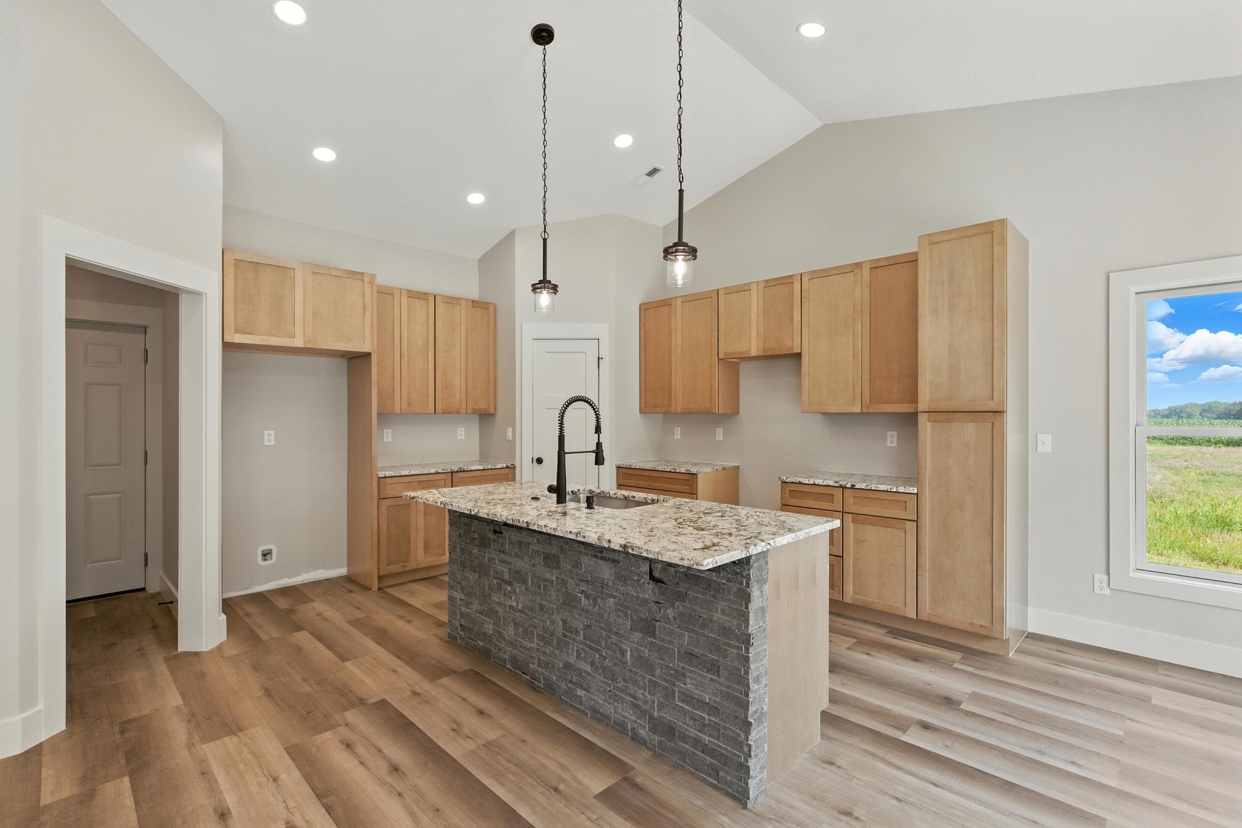 Photo 10 of 3860 W Orland Road