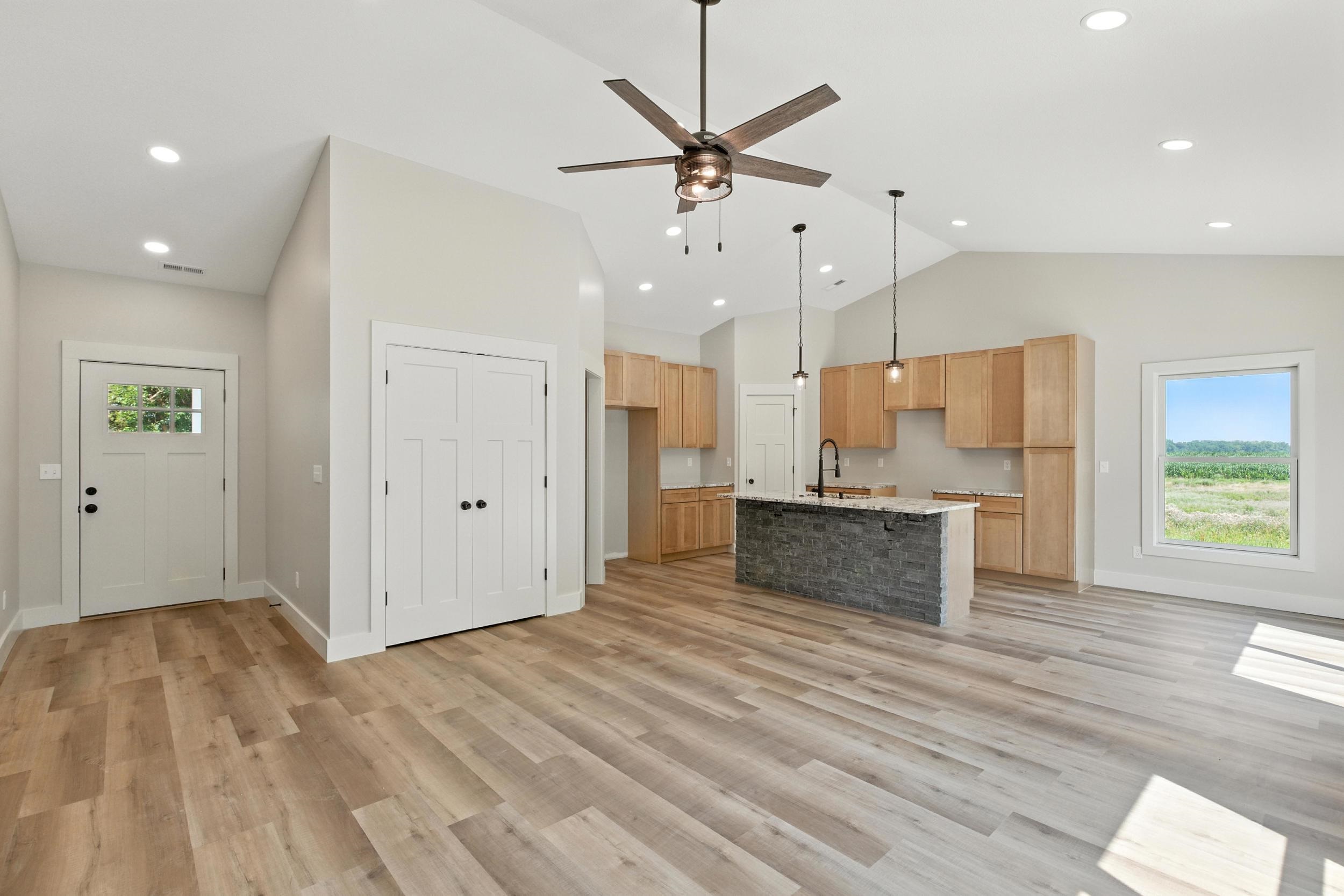 Photo 8 of 3860 W Orland Road