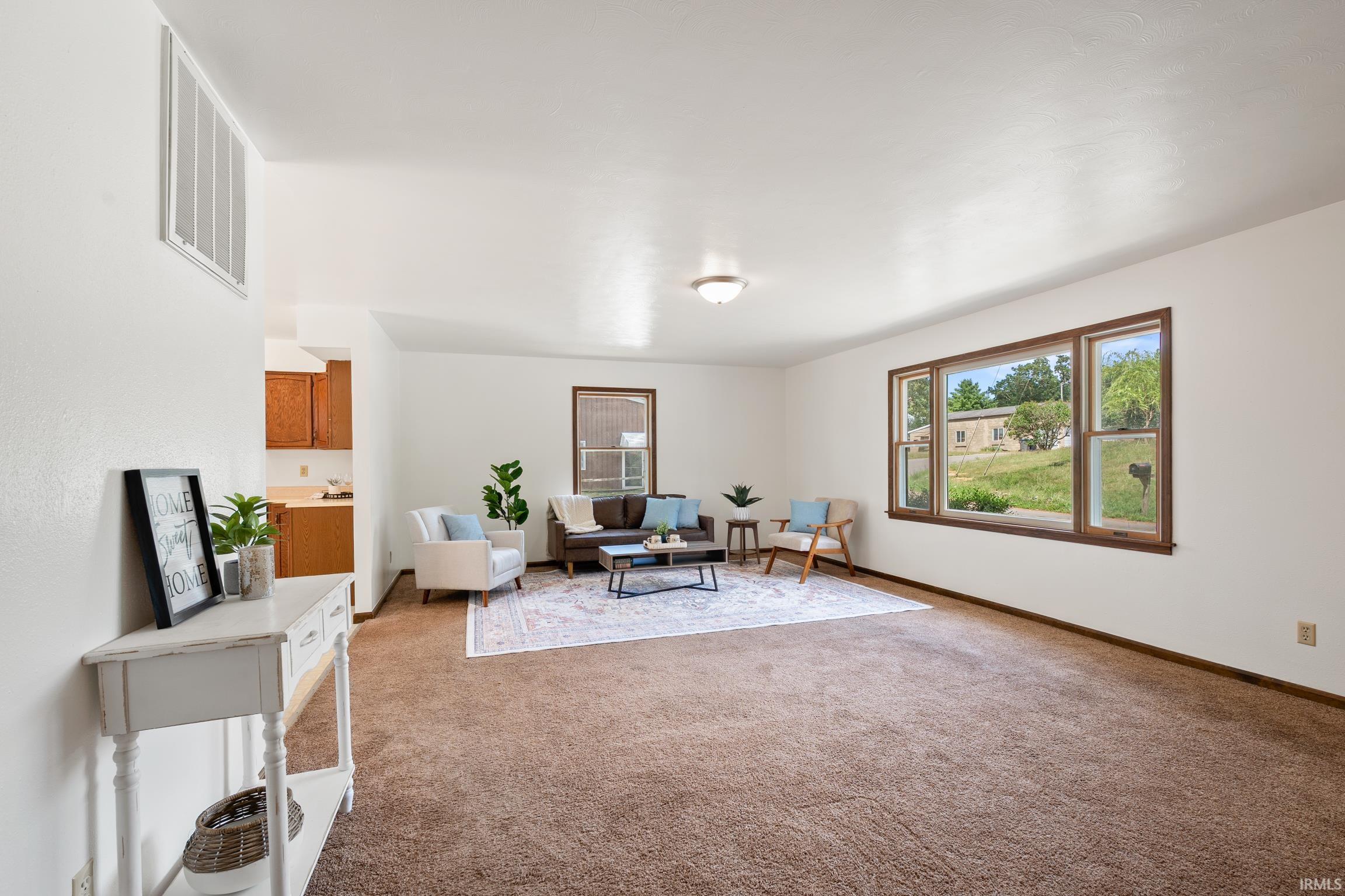 Photo 8 of 721 N Ellsworth Street