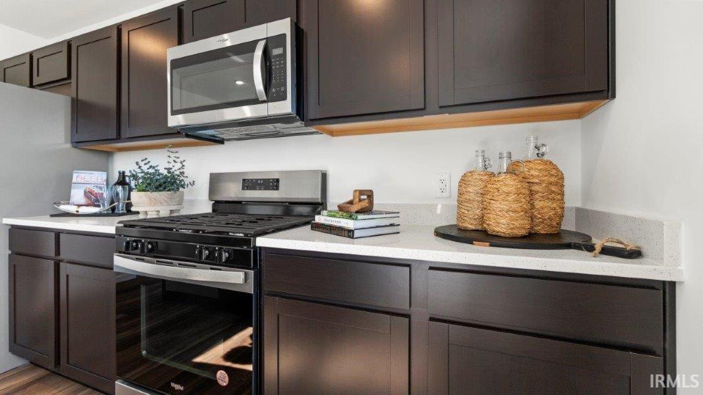Photo 17 of 2881 Greenacre Court