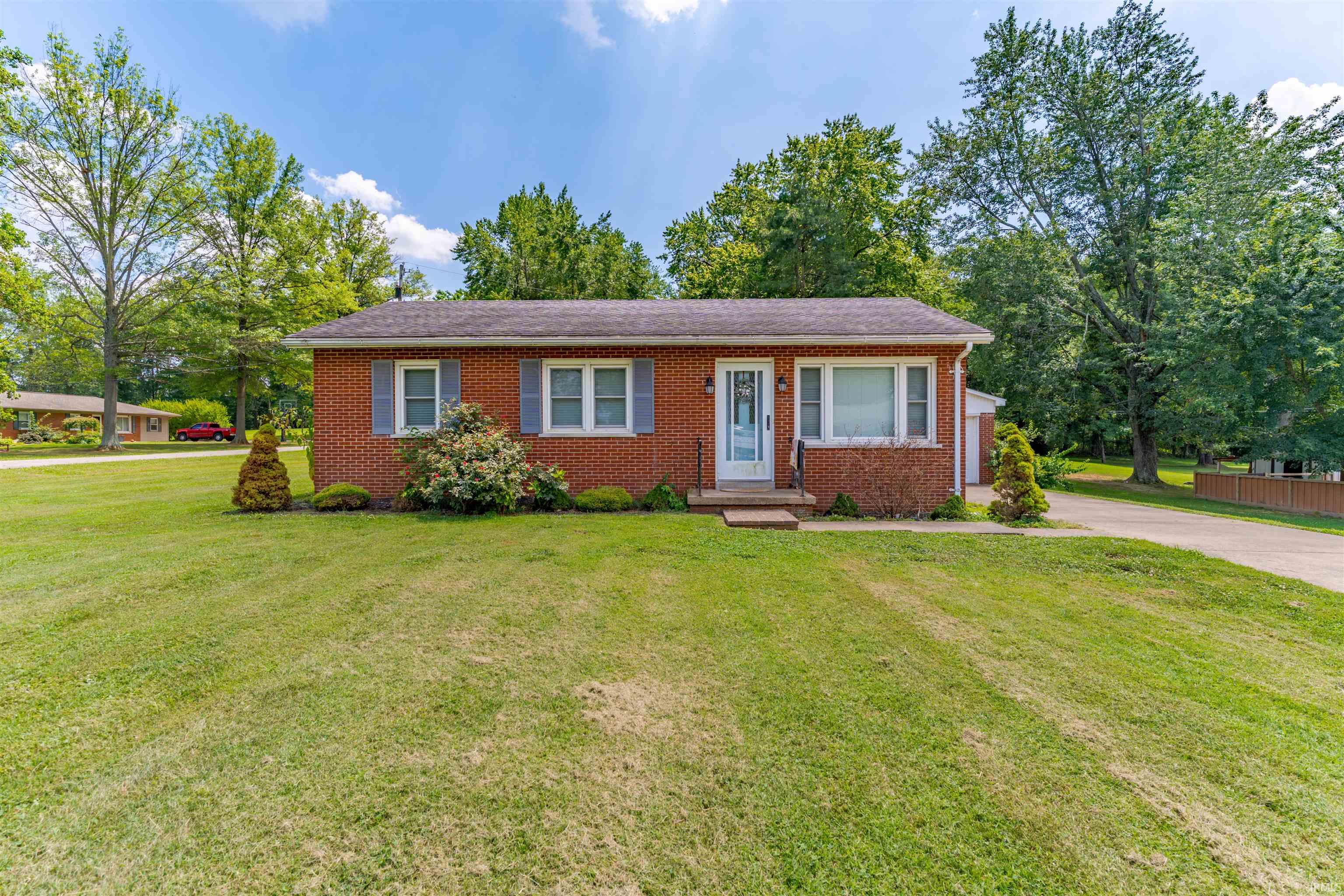 Homes for sale in Boonville, IN | 1299 Homestead Dr, Boonville, IN 47601 | MLS# 202527549