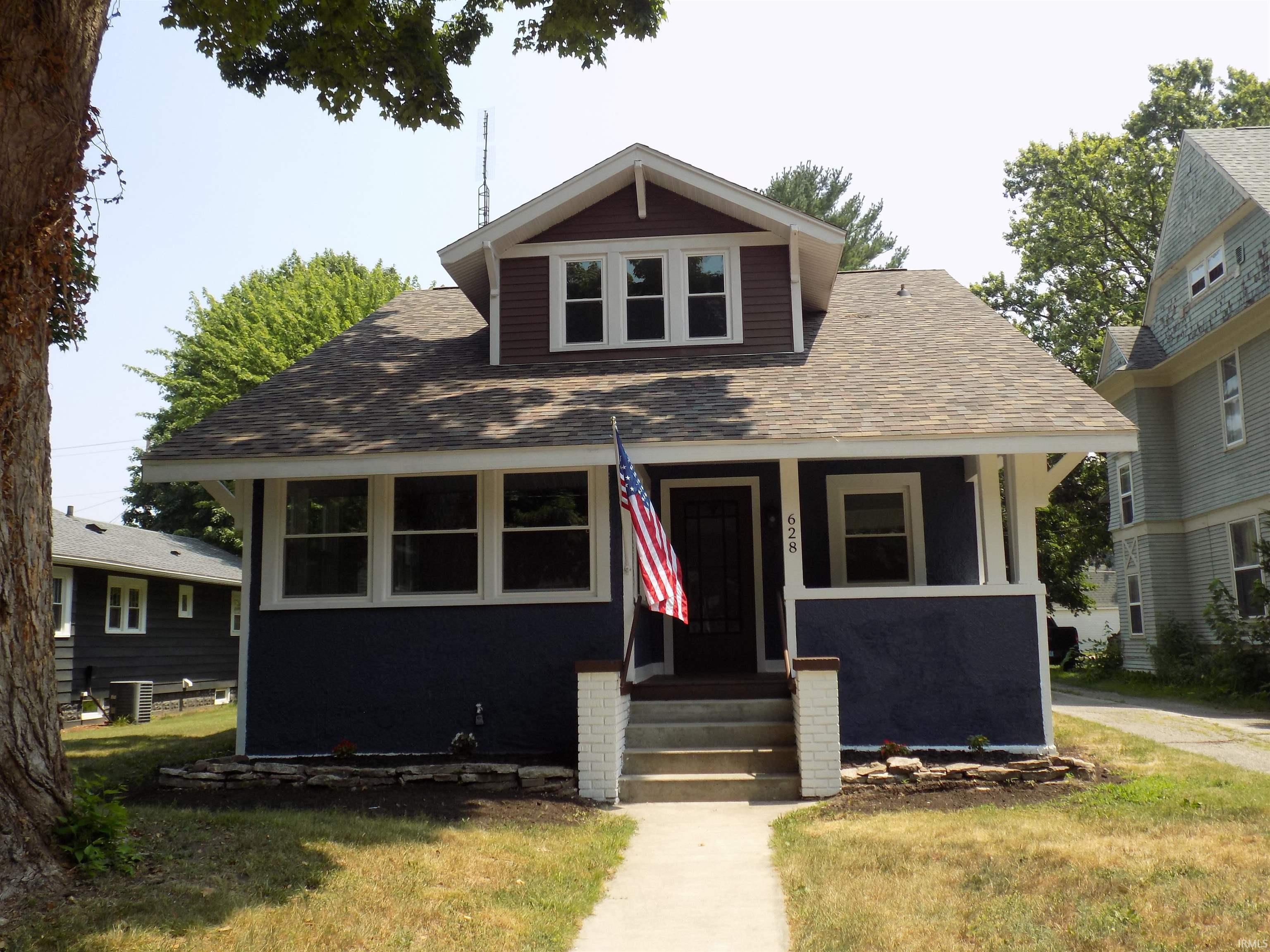 Photo 1 of 628 S 6th Street
