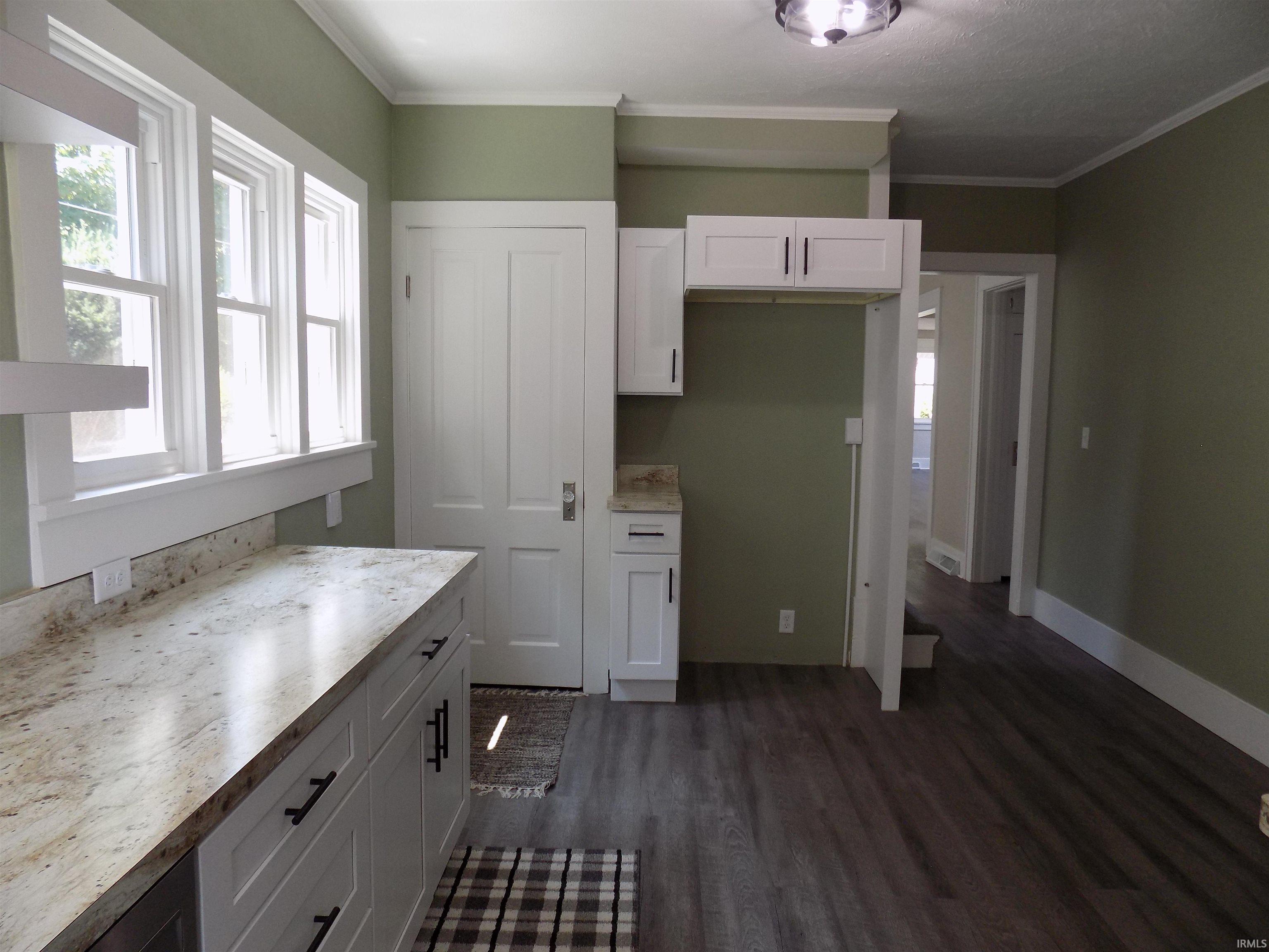 Photo 12 of 628 S 6th Street