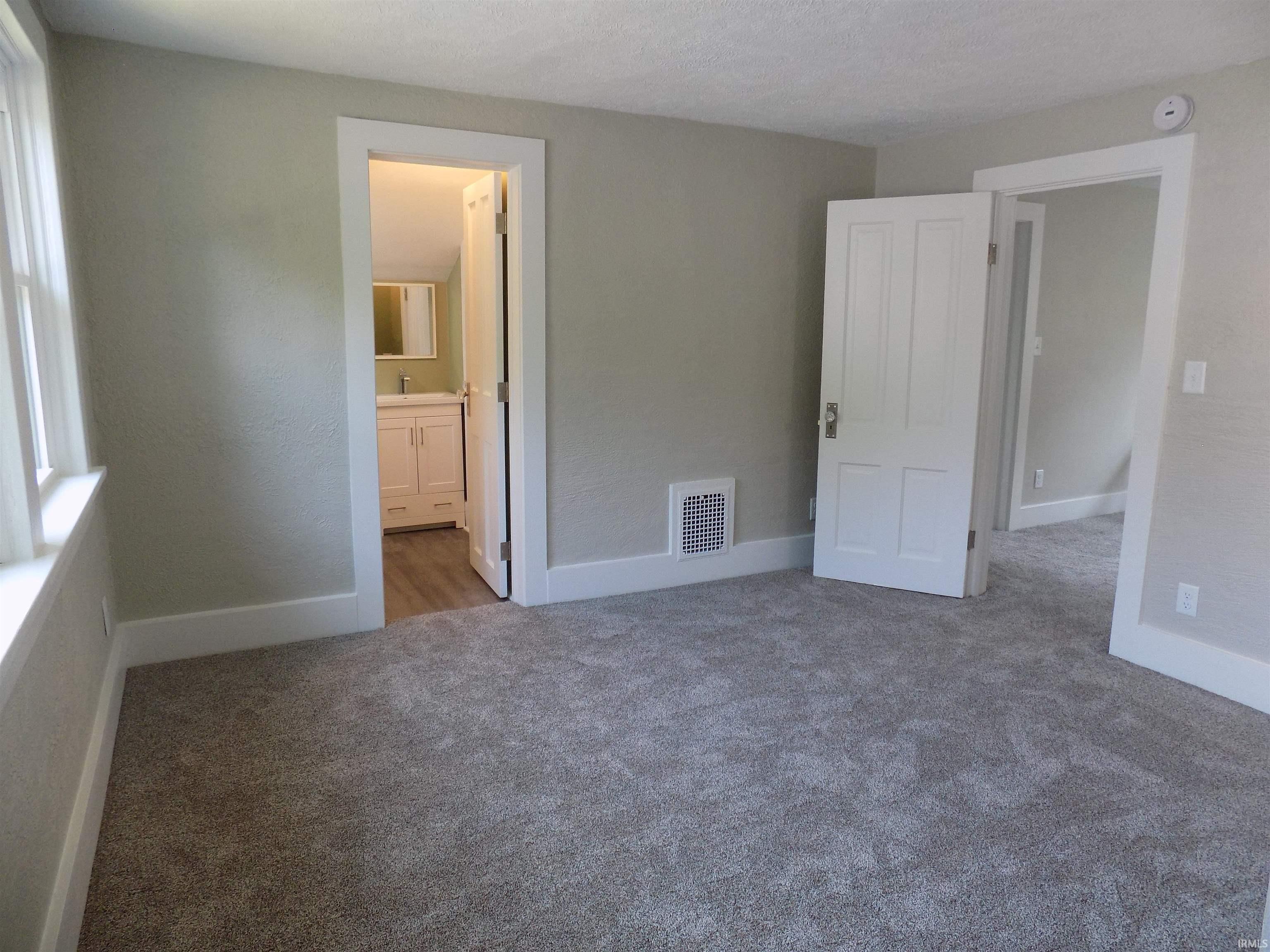 Photo 28 of 628 S 6th Street