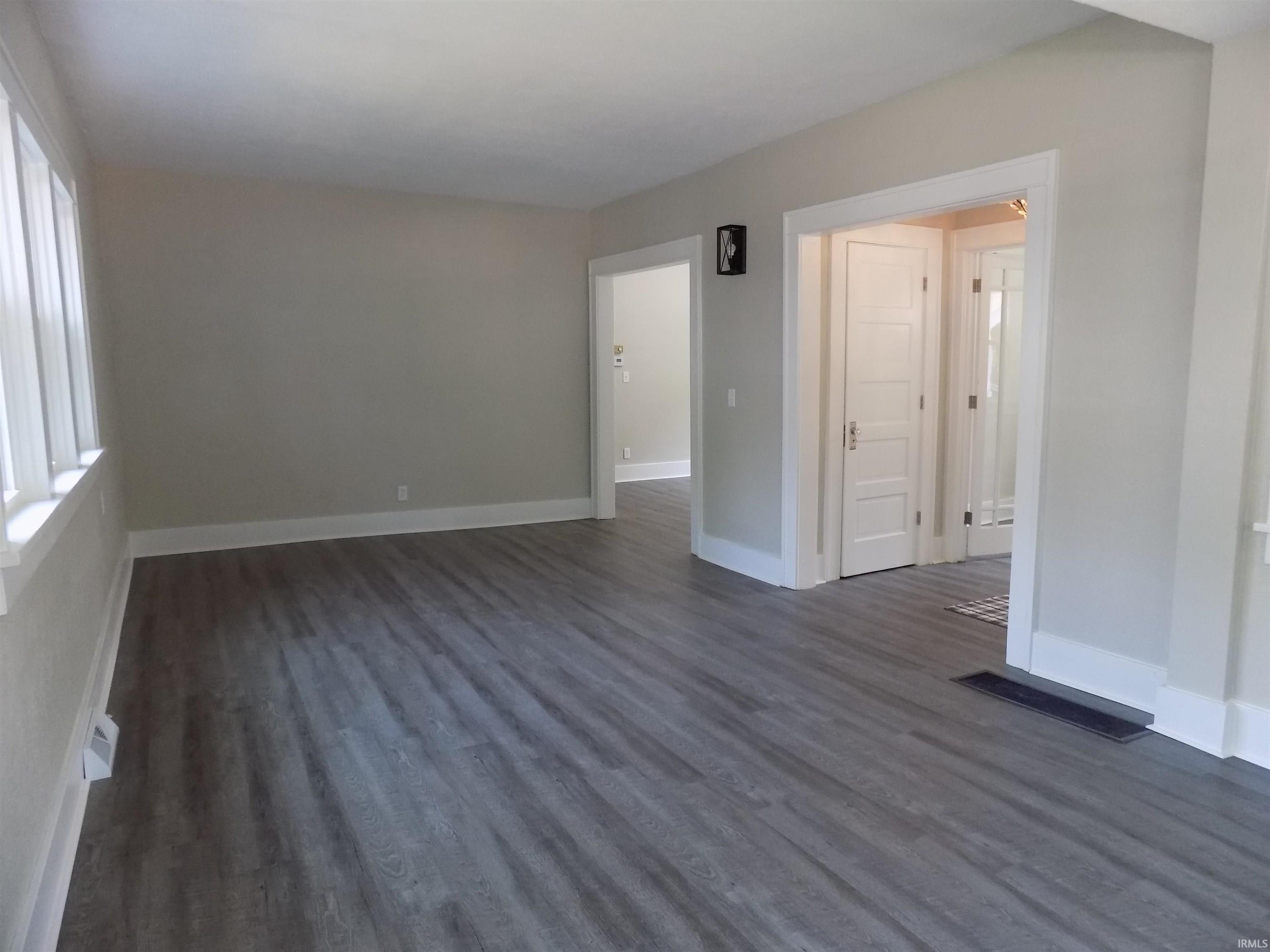 Photo 4 of 628 S 6th Street