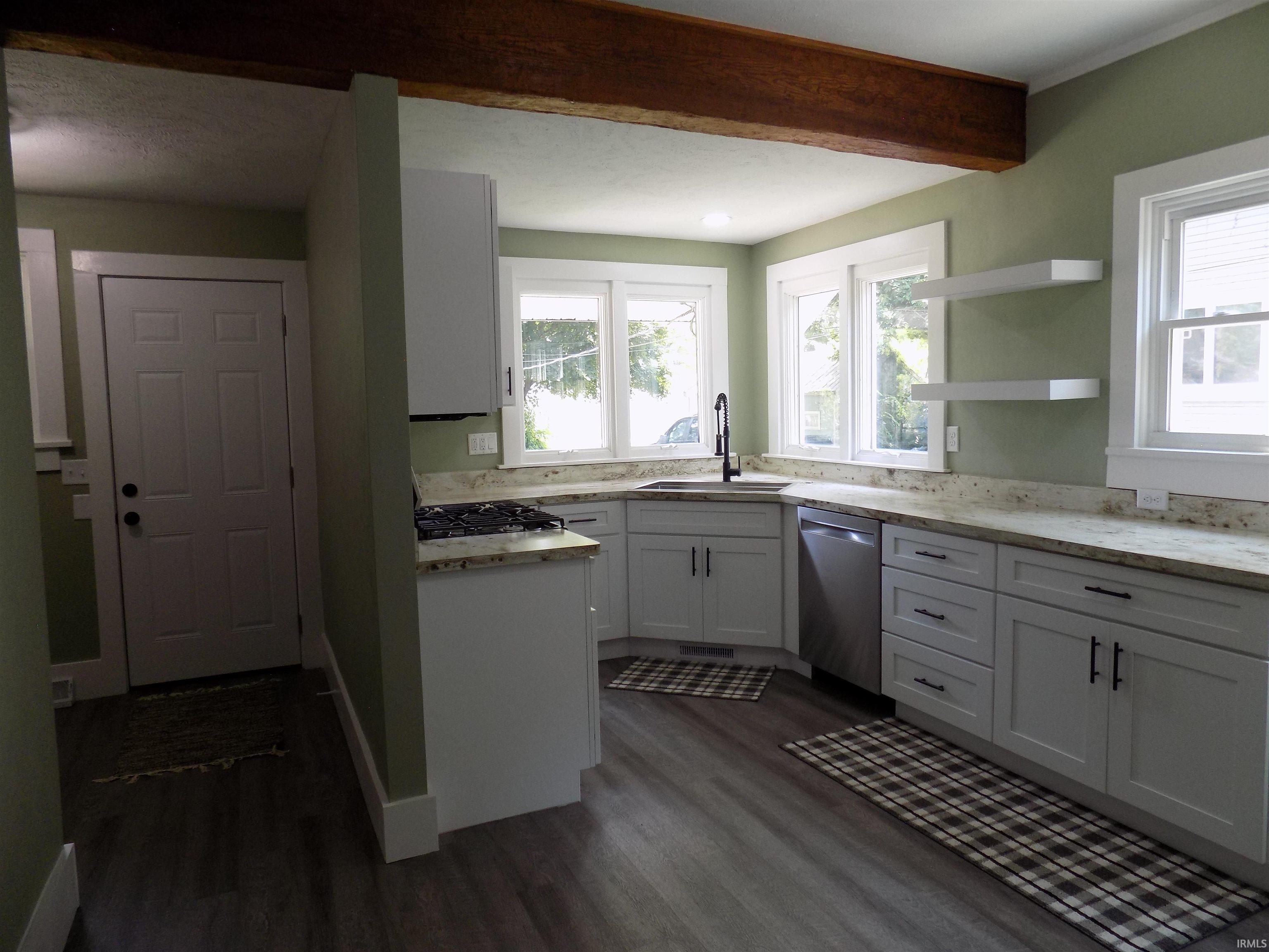 Photo 9 of 628 S 6th Street