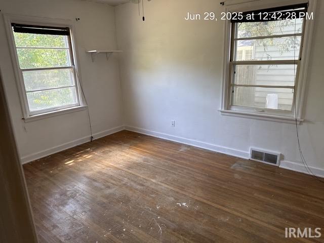 Photo 7 of 3424 KIRKWOOD Drive