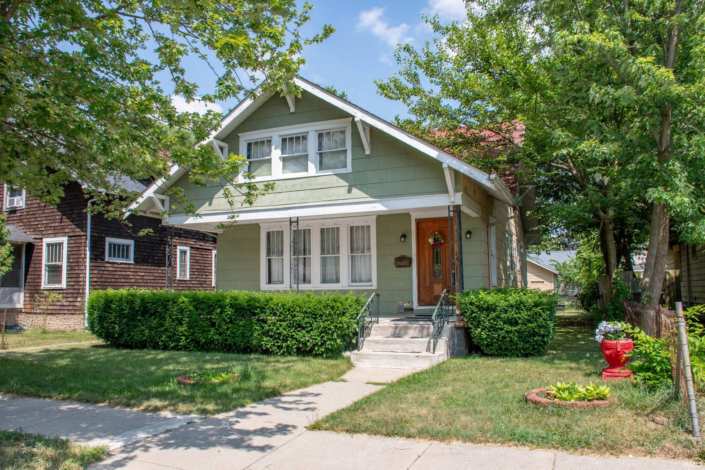 Photo 1 of 1618 Roys Avenue