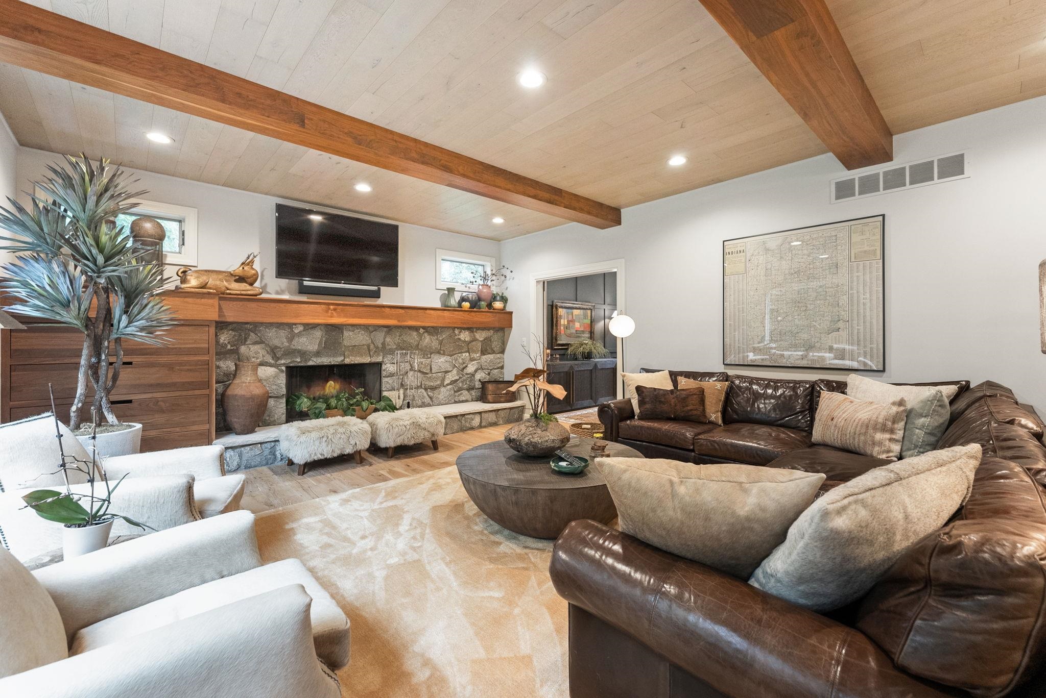 Photo 5 of 55105 Colonial Ridge Drive