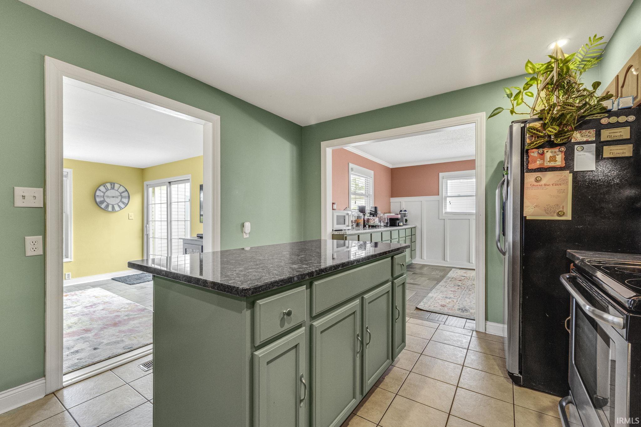 Photo 11 of 7522 Pinedale Drive
