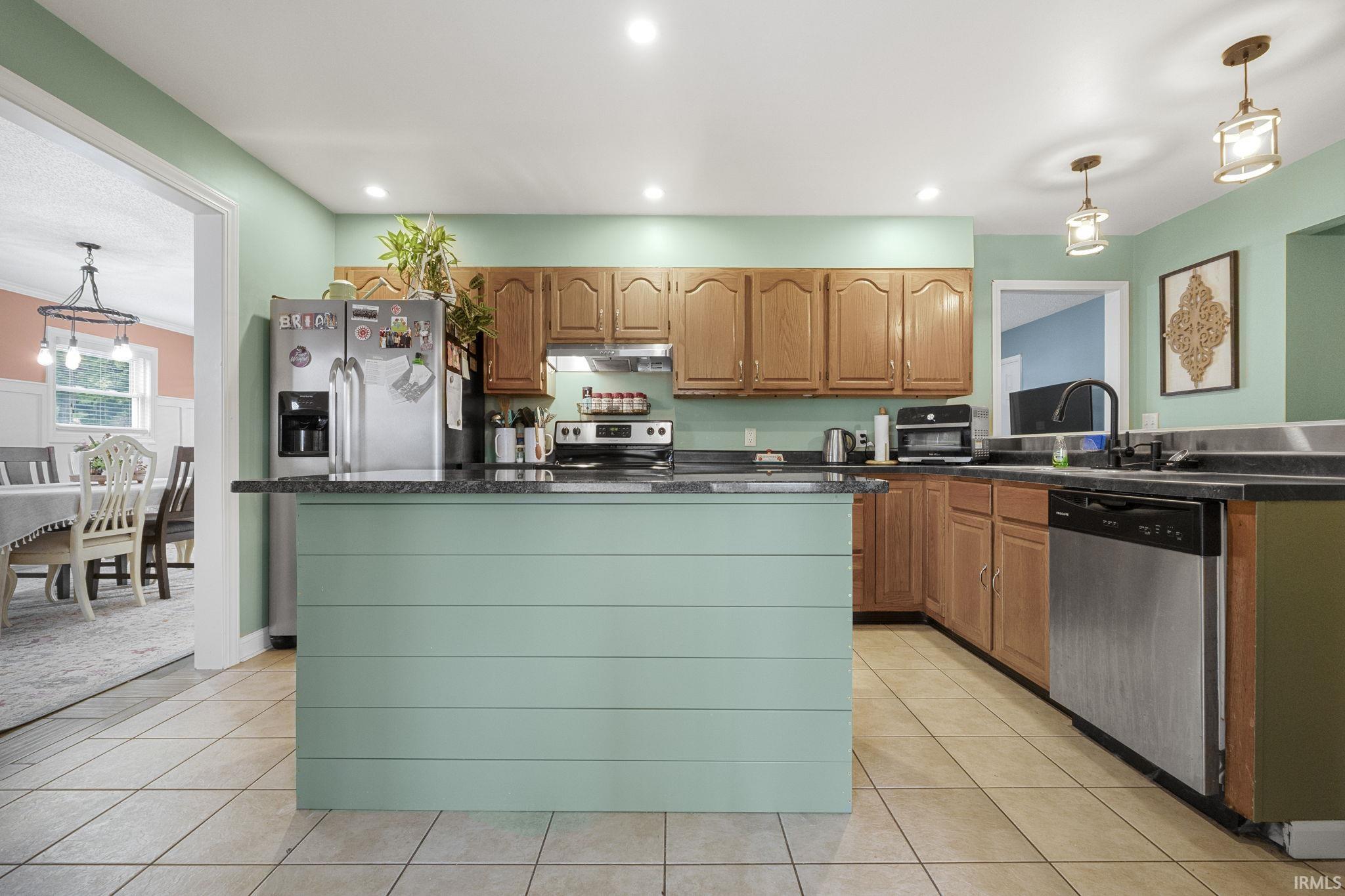 Photo 14 of 7522 Pinedale Drive