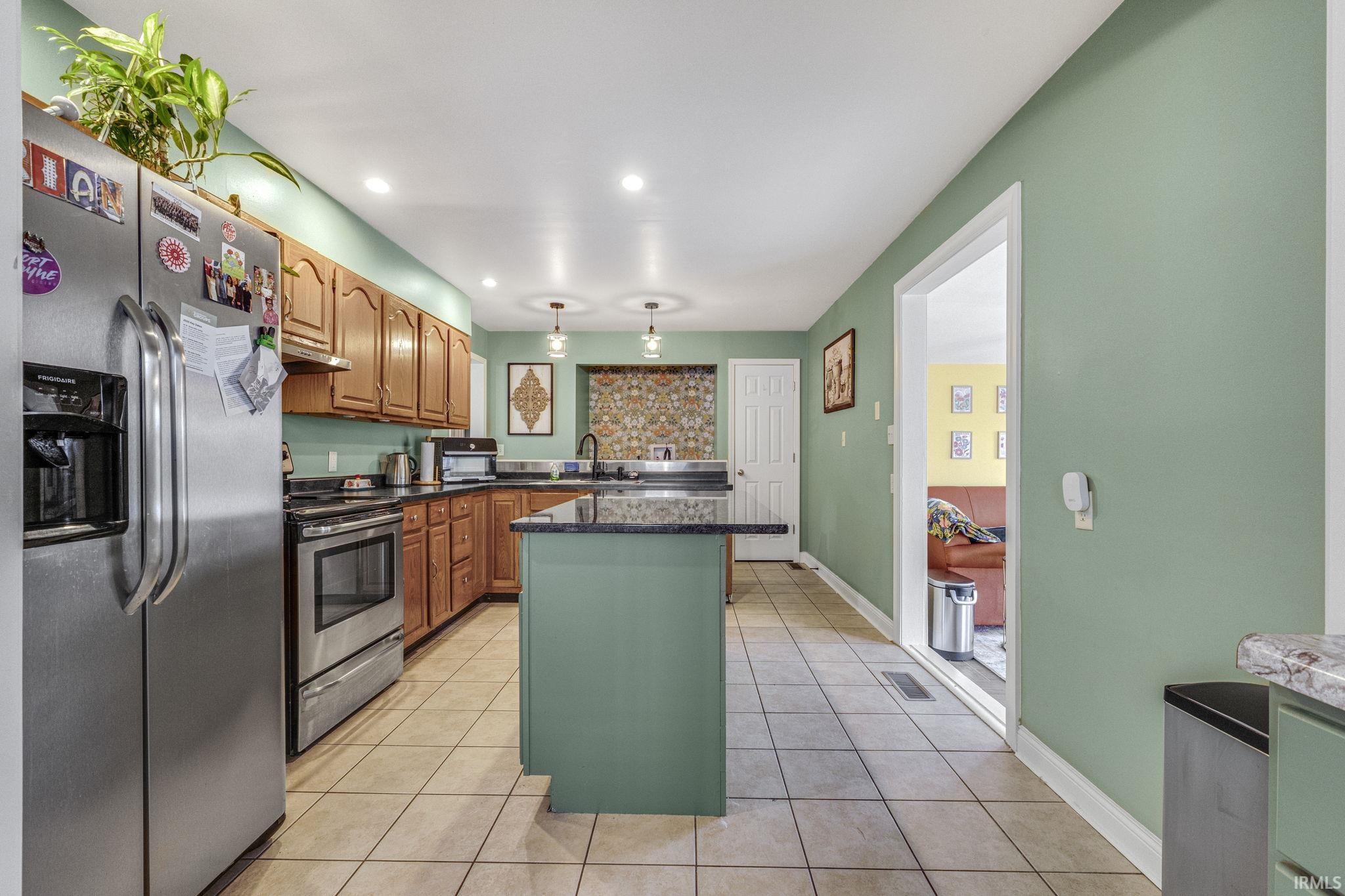 Photo 15 of 7522 Pinedale Drive