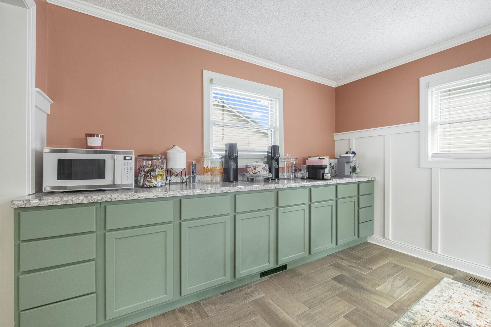 Photo 5 of 7522 Pinedale Drive