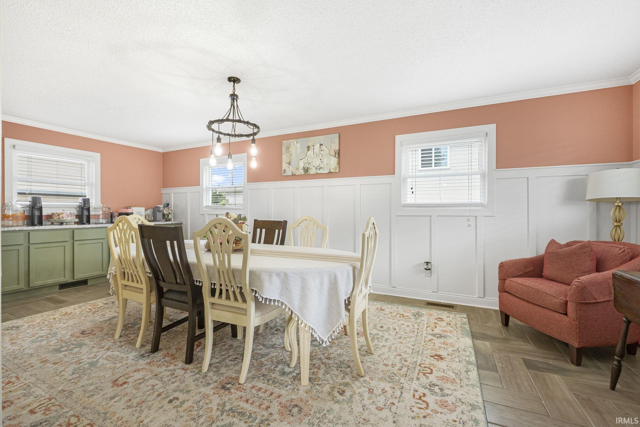 Photo 6 of 7522 Pinedale Drive