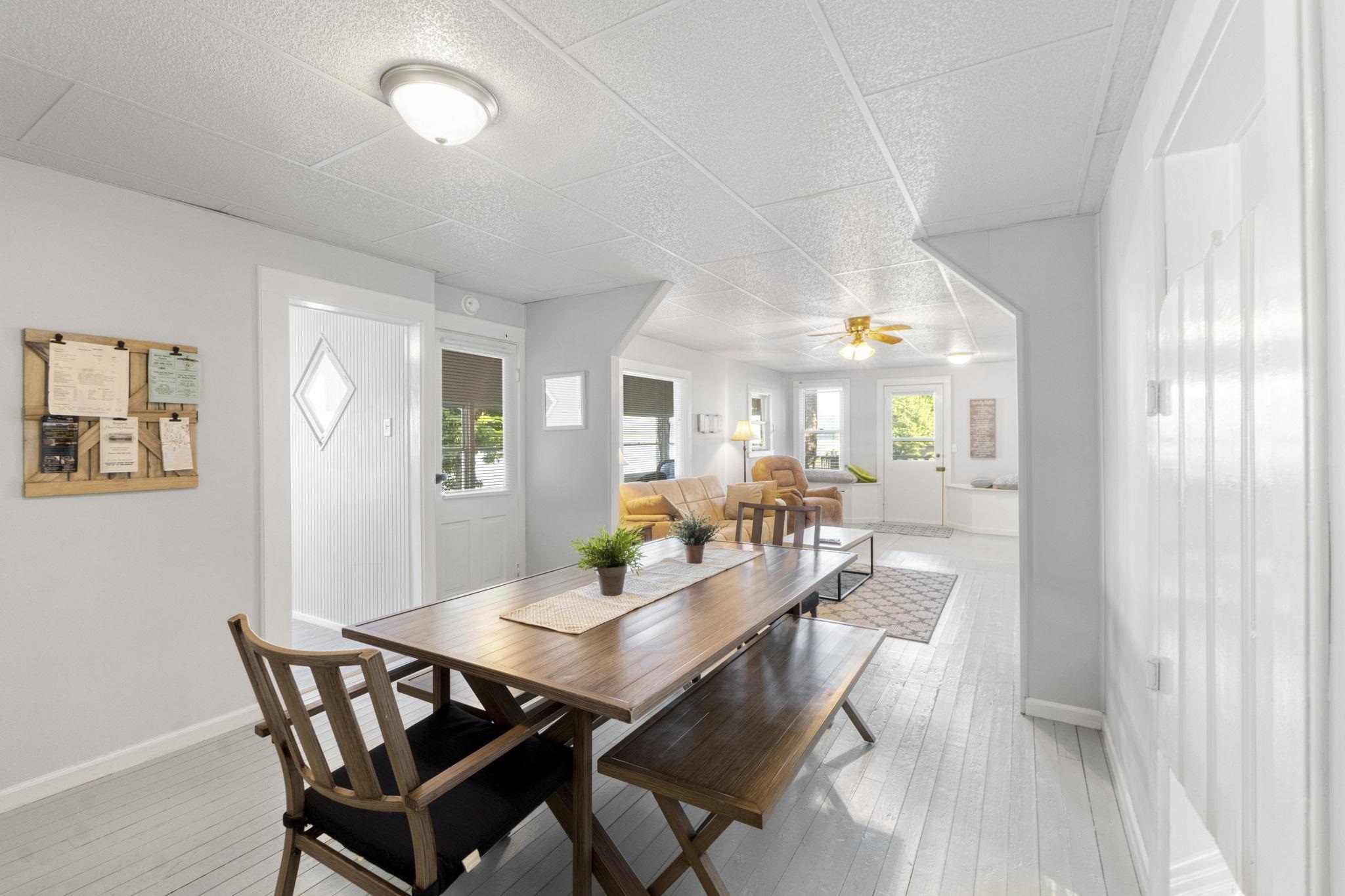 Photo 10 of 320 Lane 120 Hamilton Lk