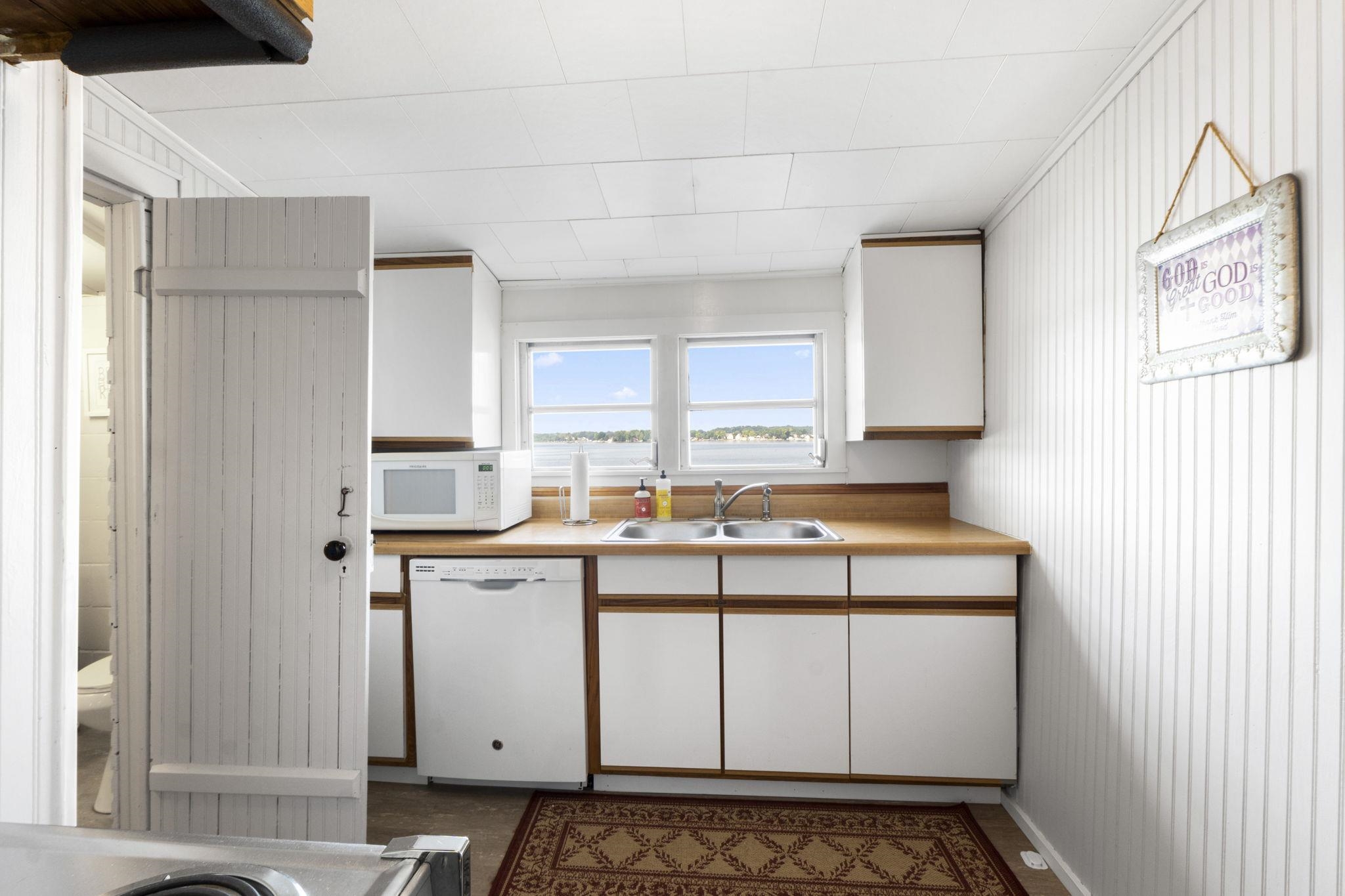 Photo 13 of 320 Lane 120 Hamilton Lk