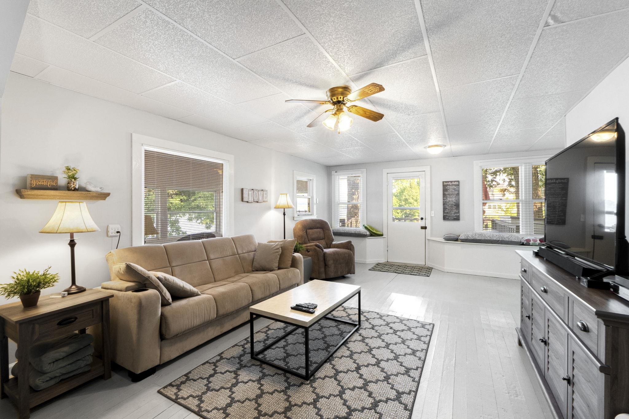 Photo 5 of 320 Lane 120 Hamilton Lk