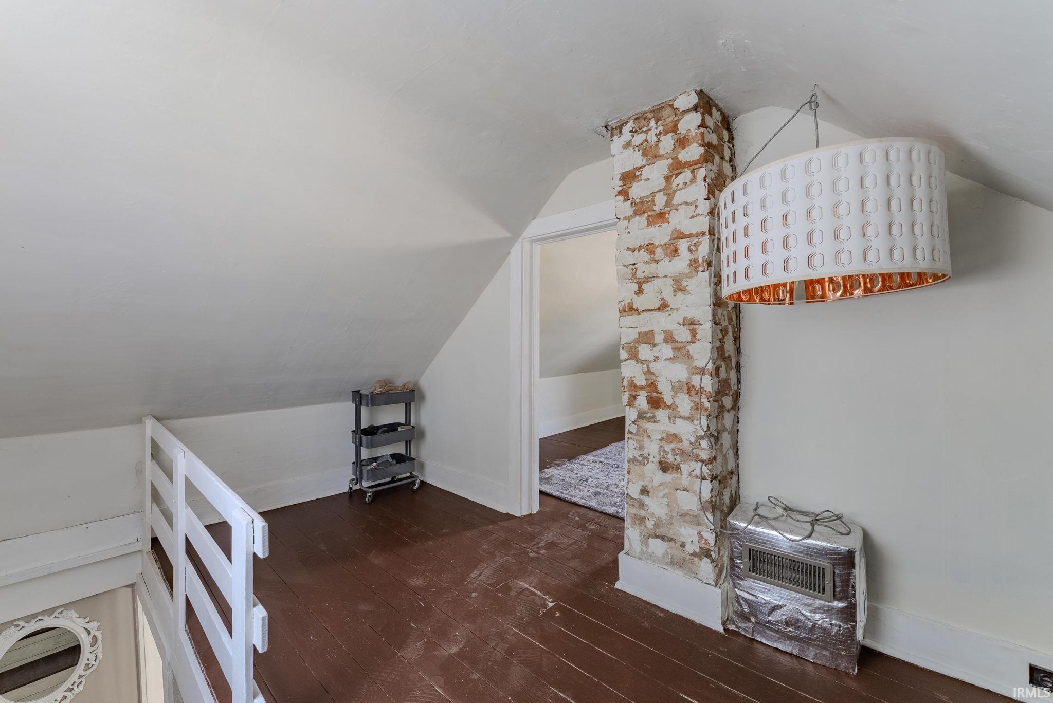 Photo 13 of 283 N Thorne Street