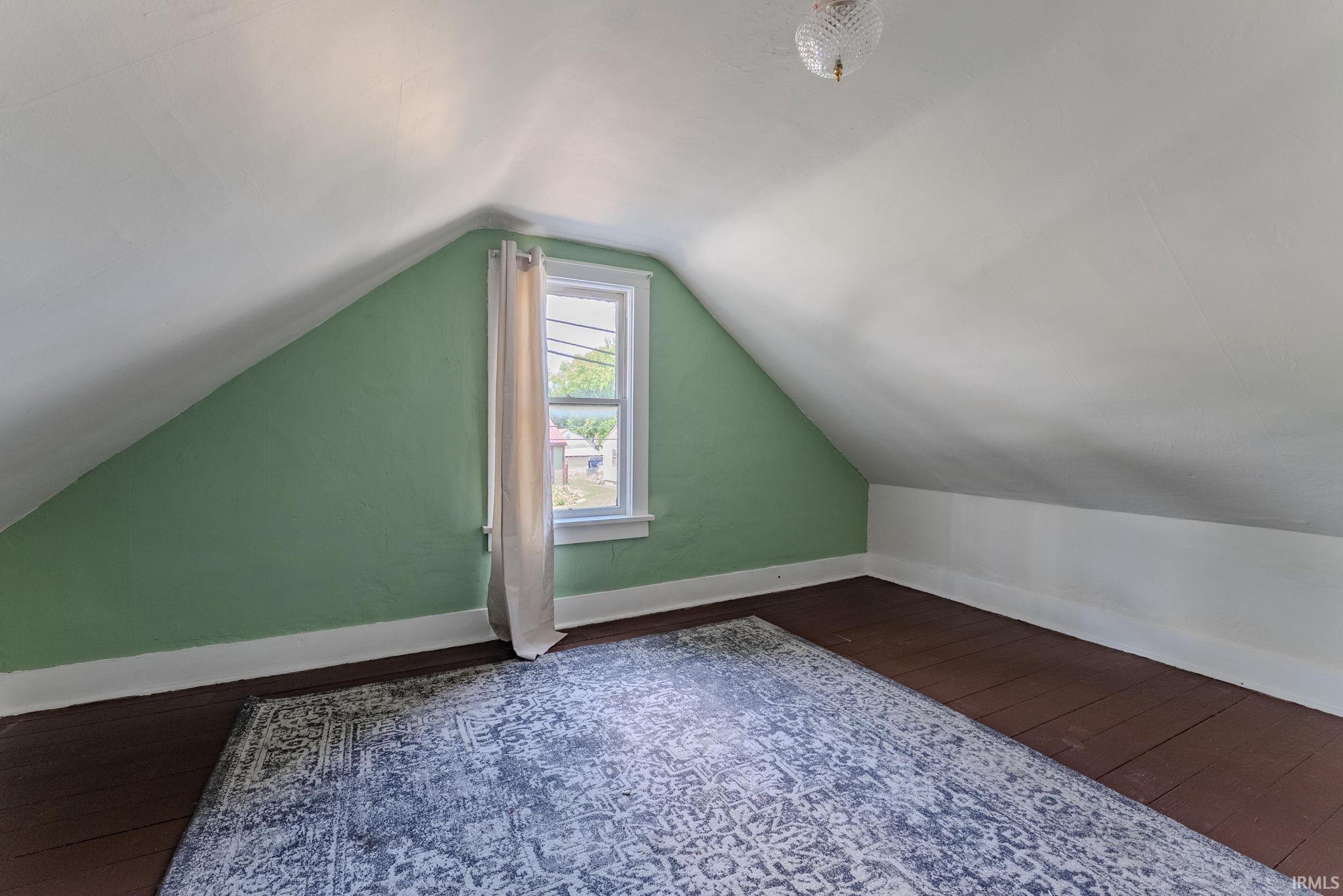 Photo 15 of 283 N Thorne Street