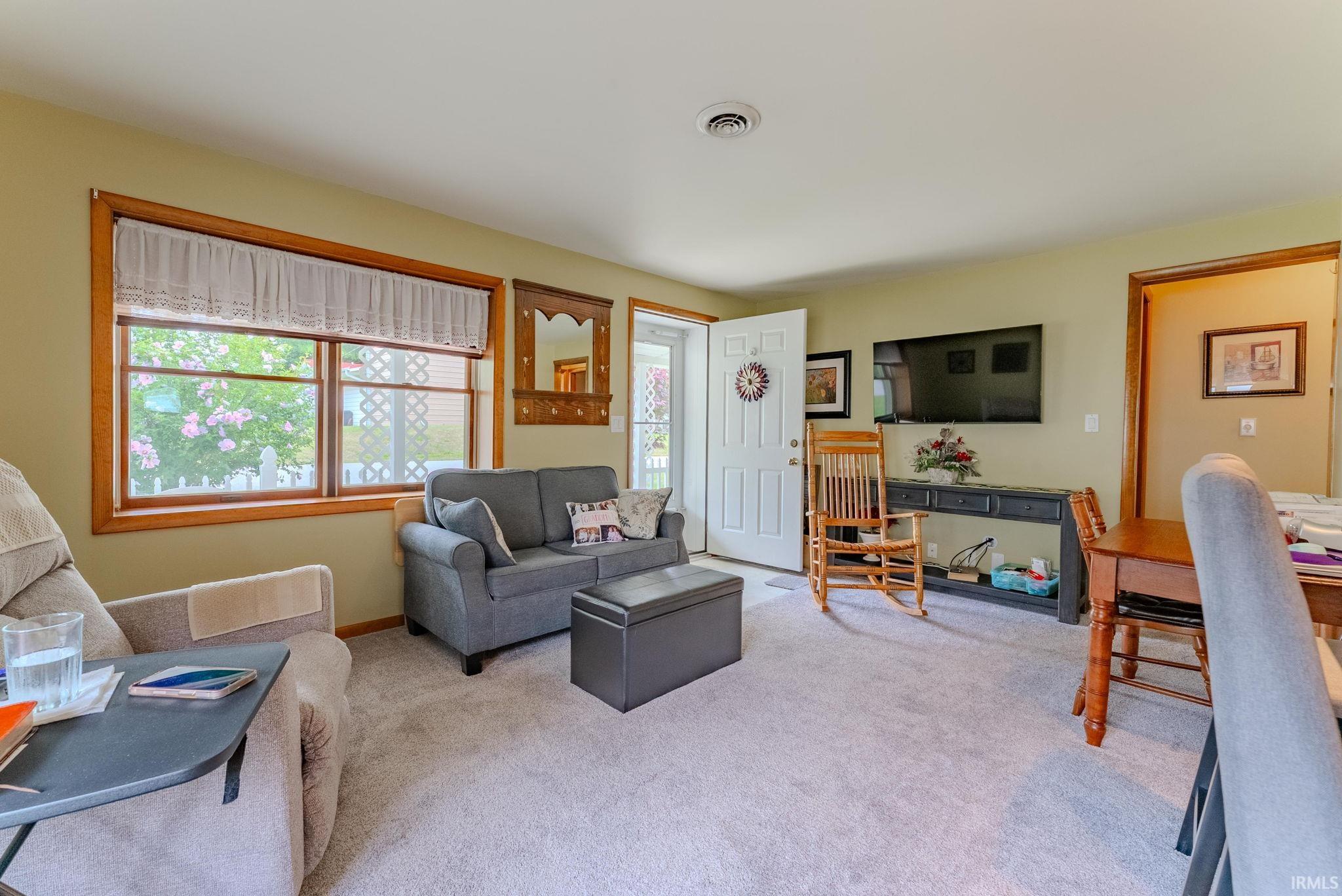 Photo 6 of 1541 Meadow Street