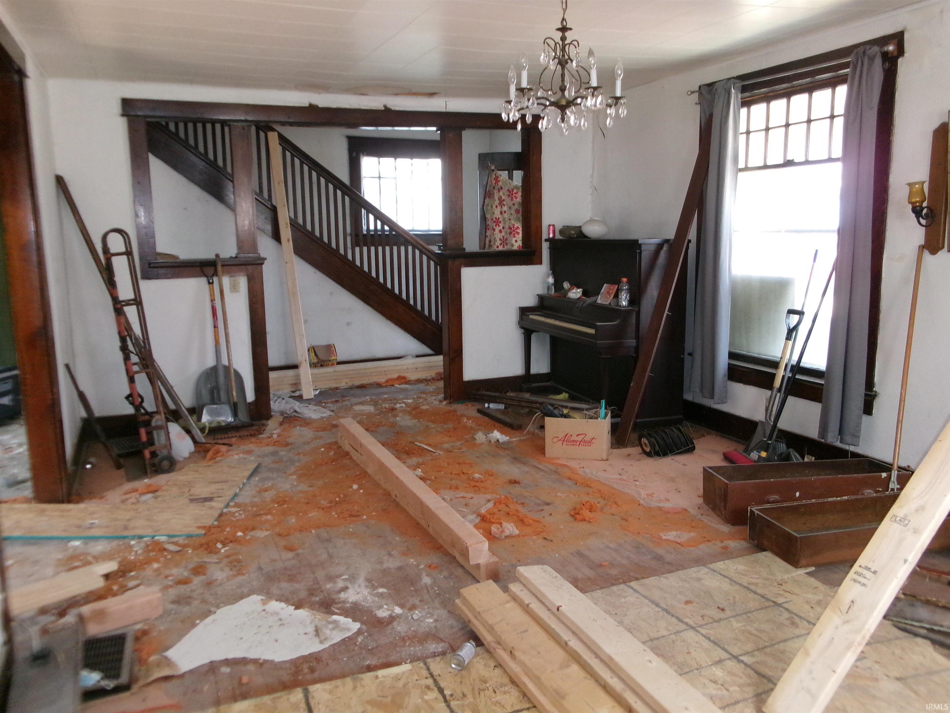 Homes for sale in Peru, IN | 77 Ewing St, Peru, IN 46970 | MLS# 202527689