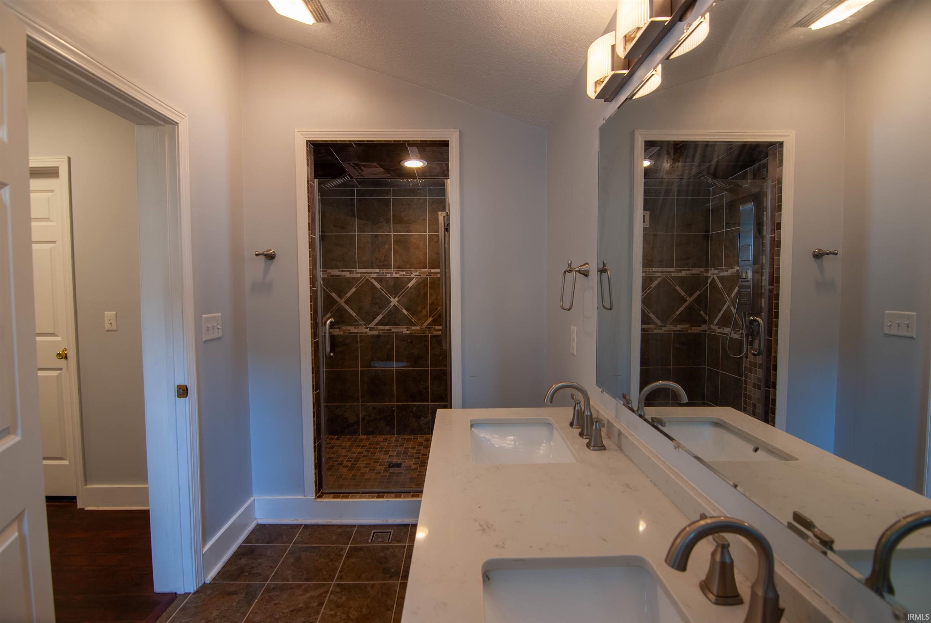 Photo 20 of 612 Lavina Street