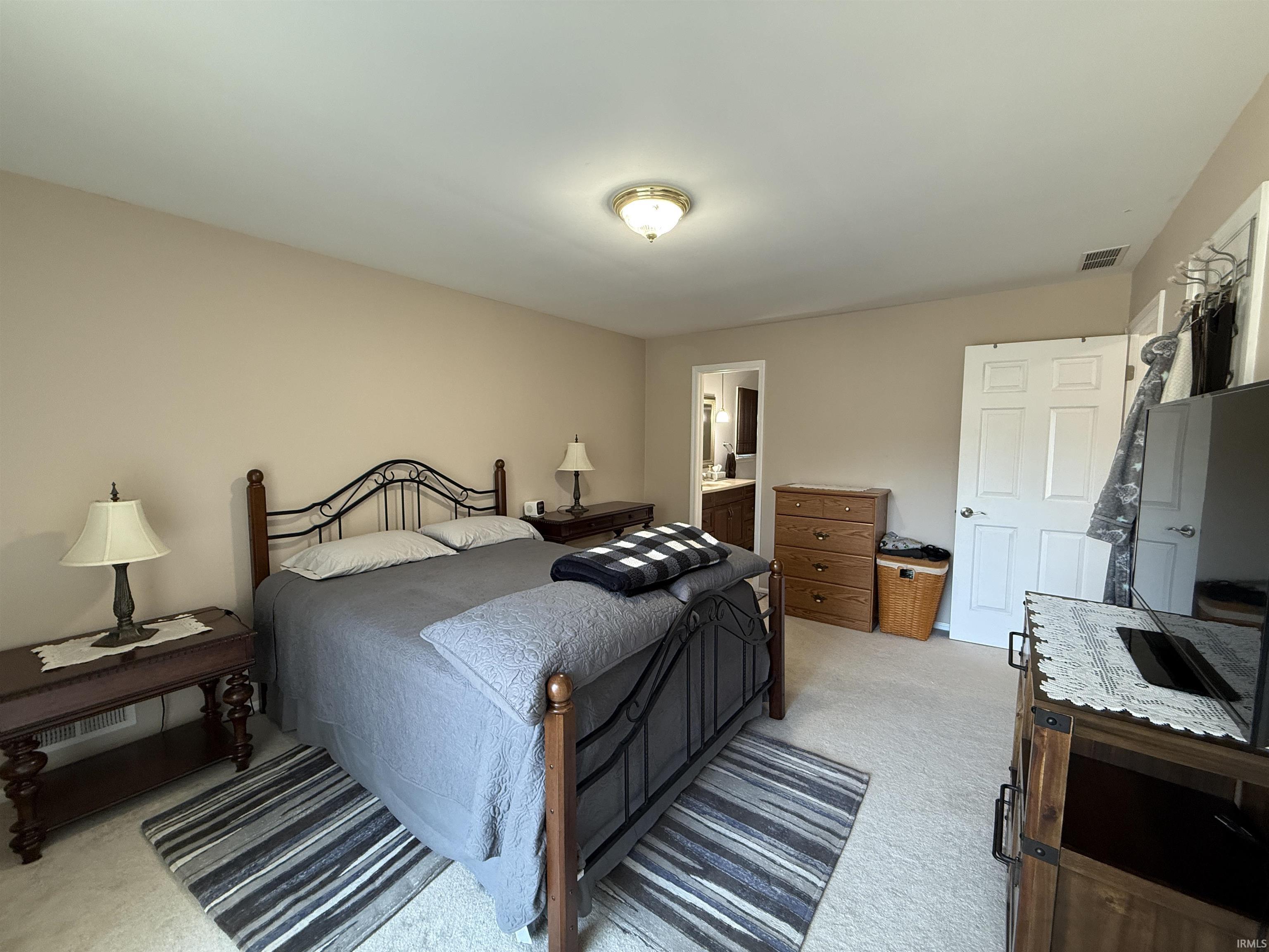 Photo 11 of 202 Edglink Drive