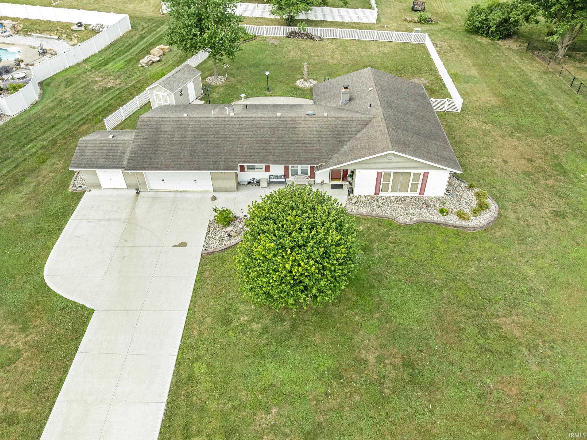 Photo 32 of 202 Edglink Drive