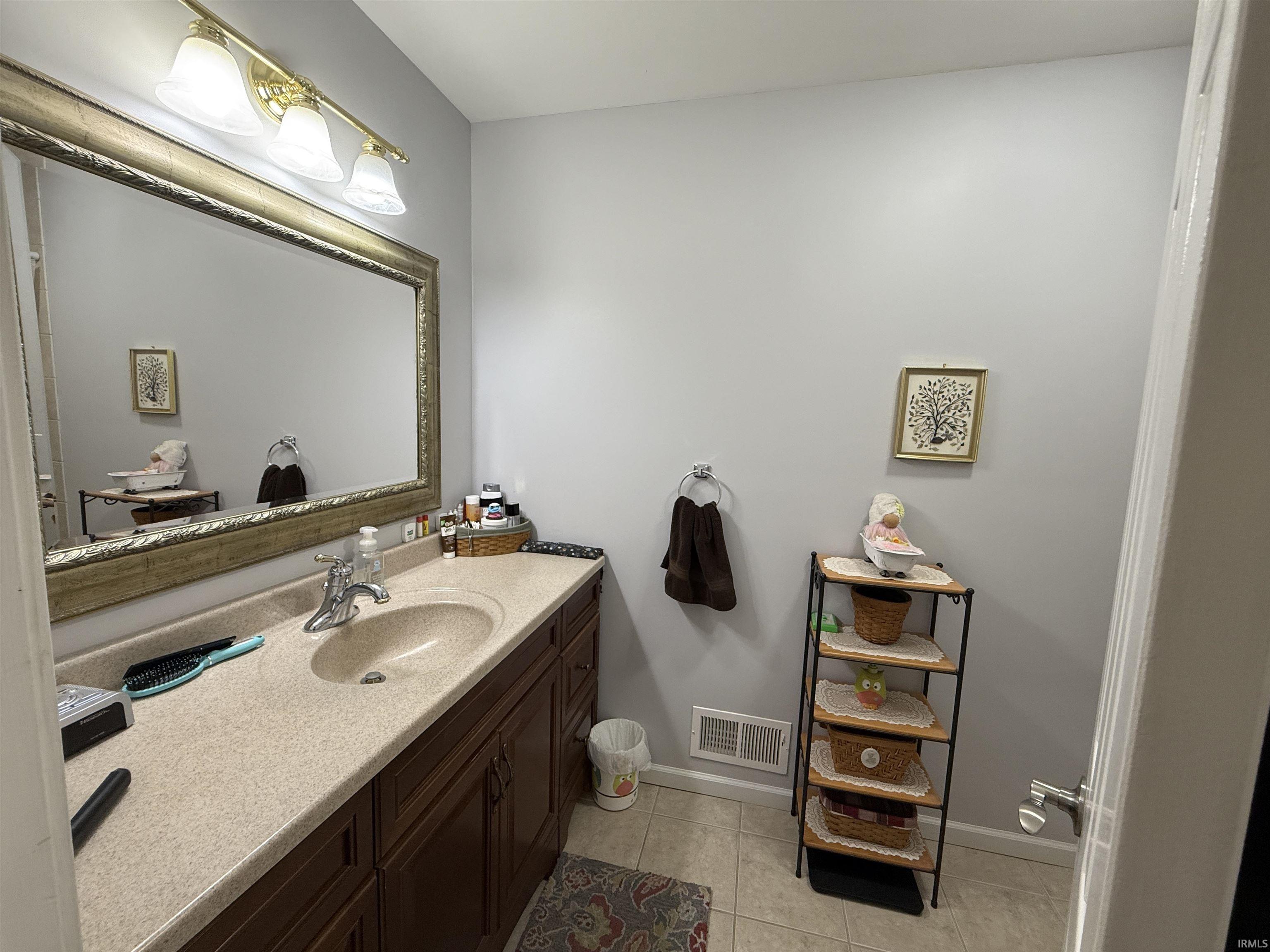 Photo 8 of 202 Edglink Drive