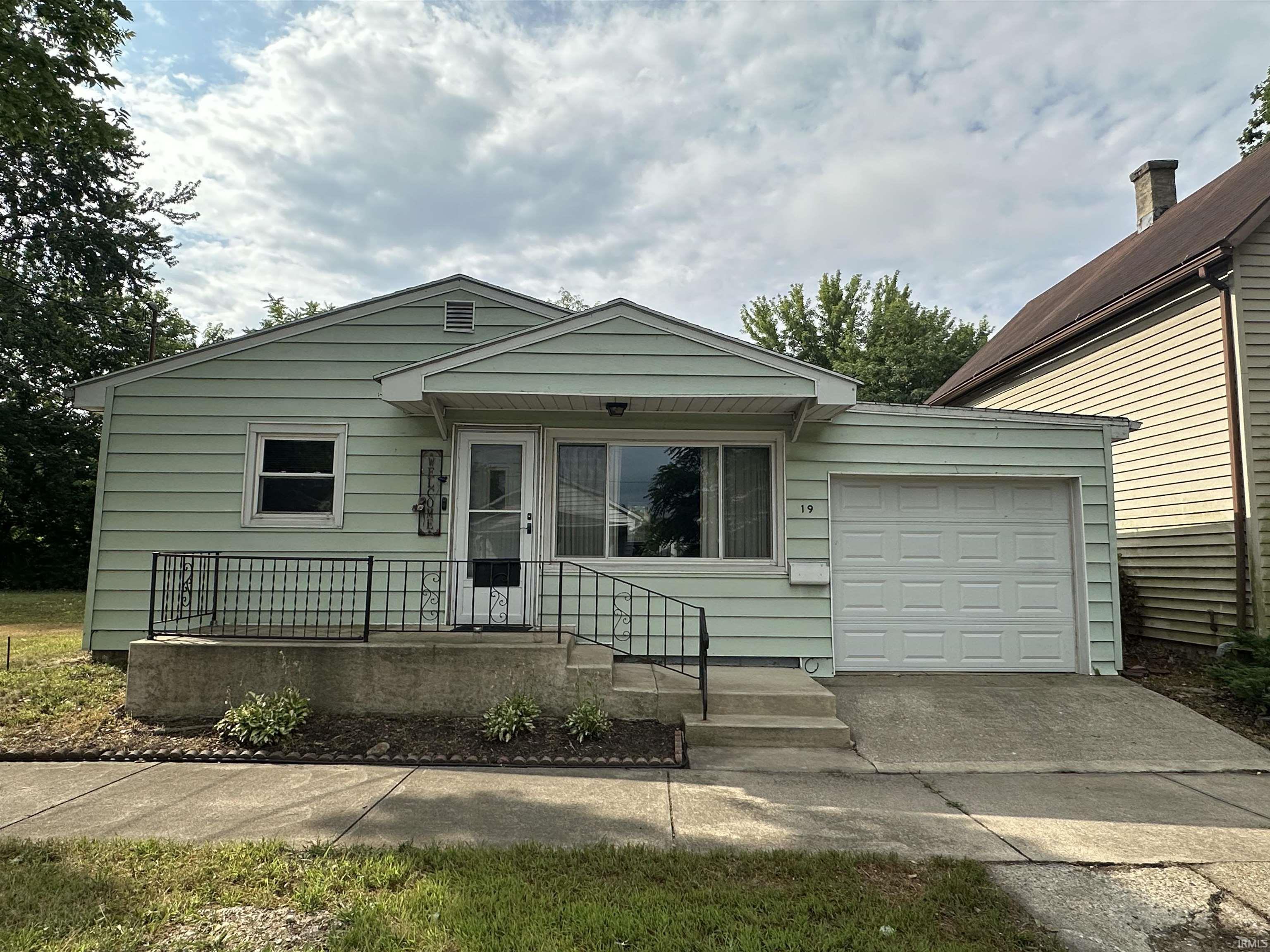 Homes for sale in Logansport, IN | 19 E Linden Ave, Logansport, IN 46947 | MLS# 202527889