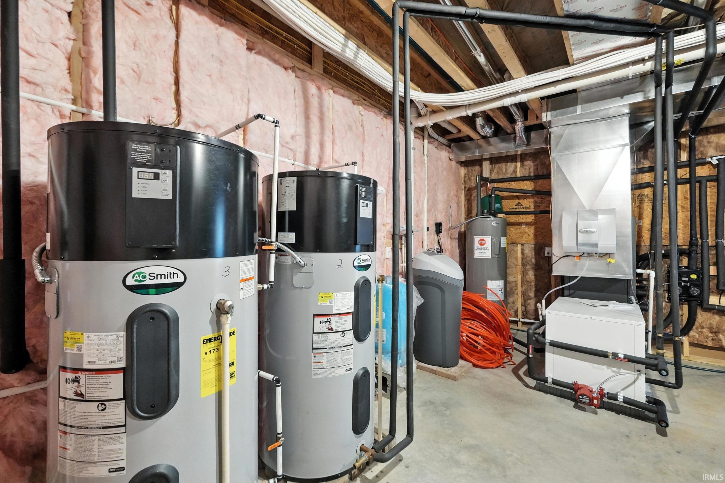 Photo 30 of 10744 N County Line Road