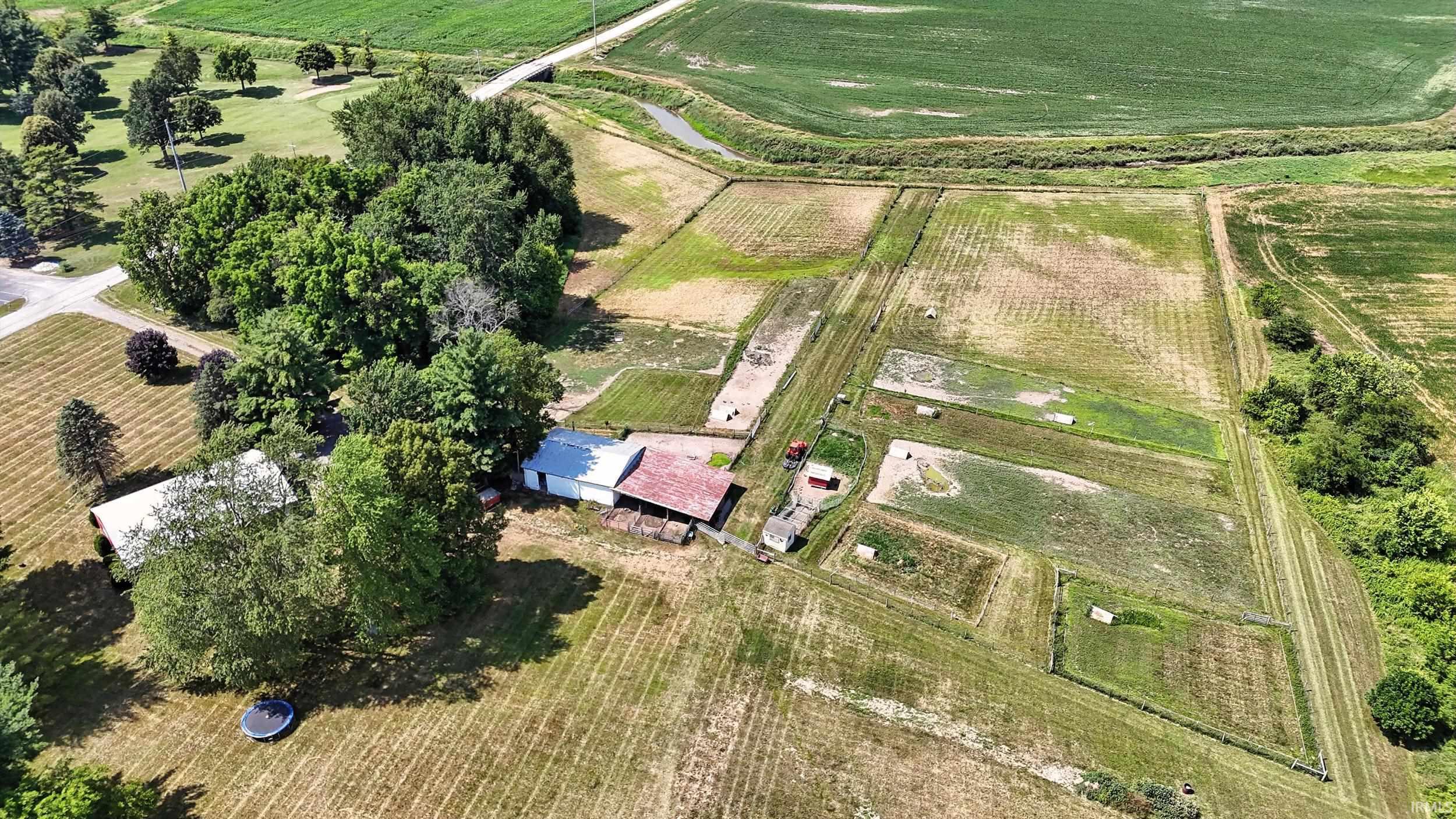 Photo 5 of 10744 N County Line Road