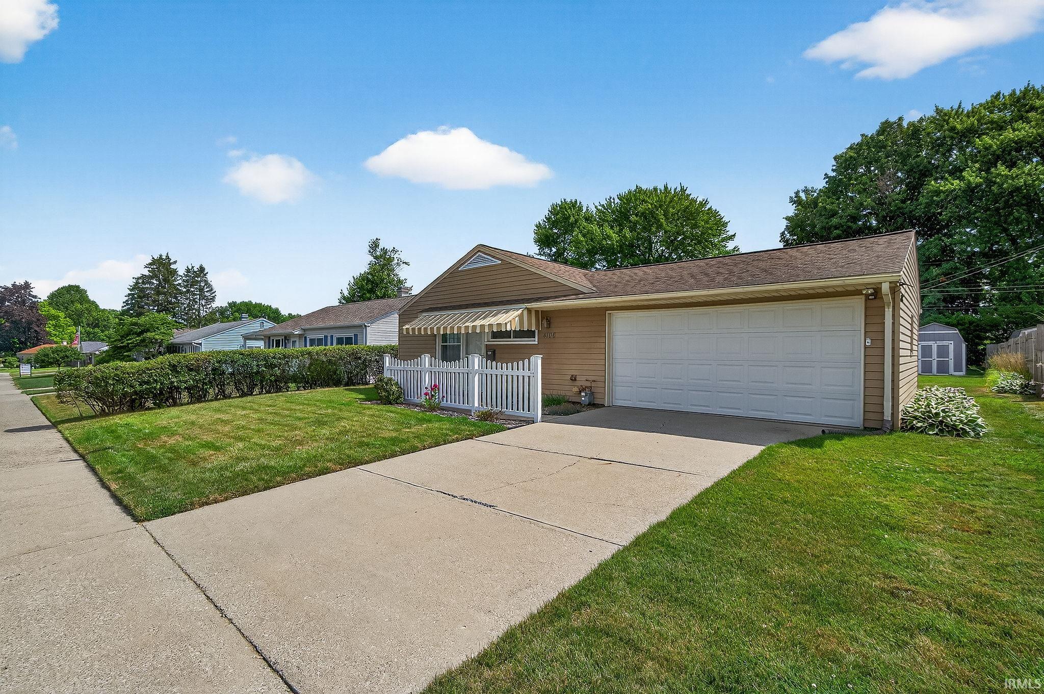 Homes for sale in South Bend, IN | 4106 Brookton Dr, South Bend, IN 46614 | MLS# 202527933