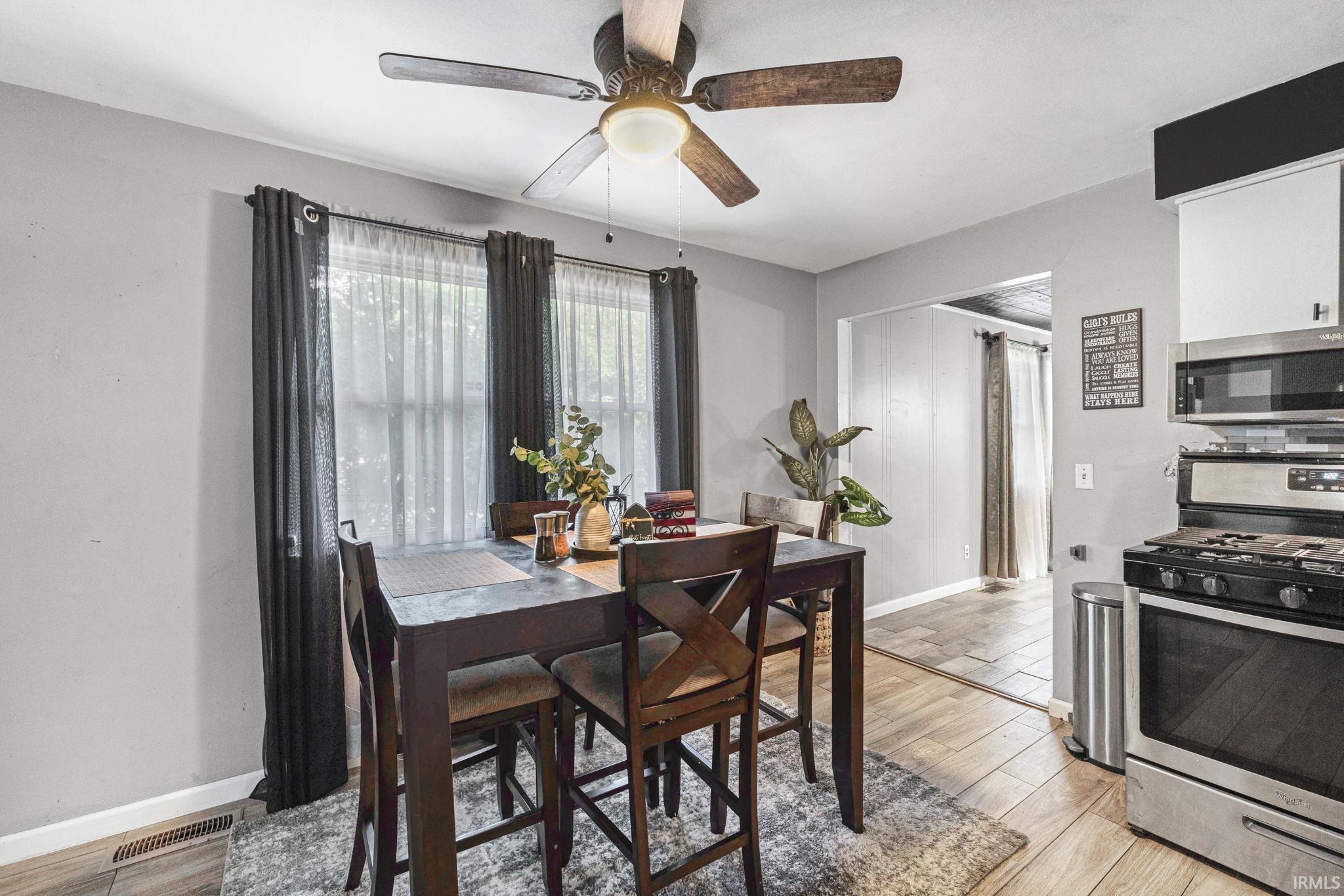 Photo 15 of 6309 Arnel Avenue
