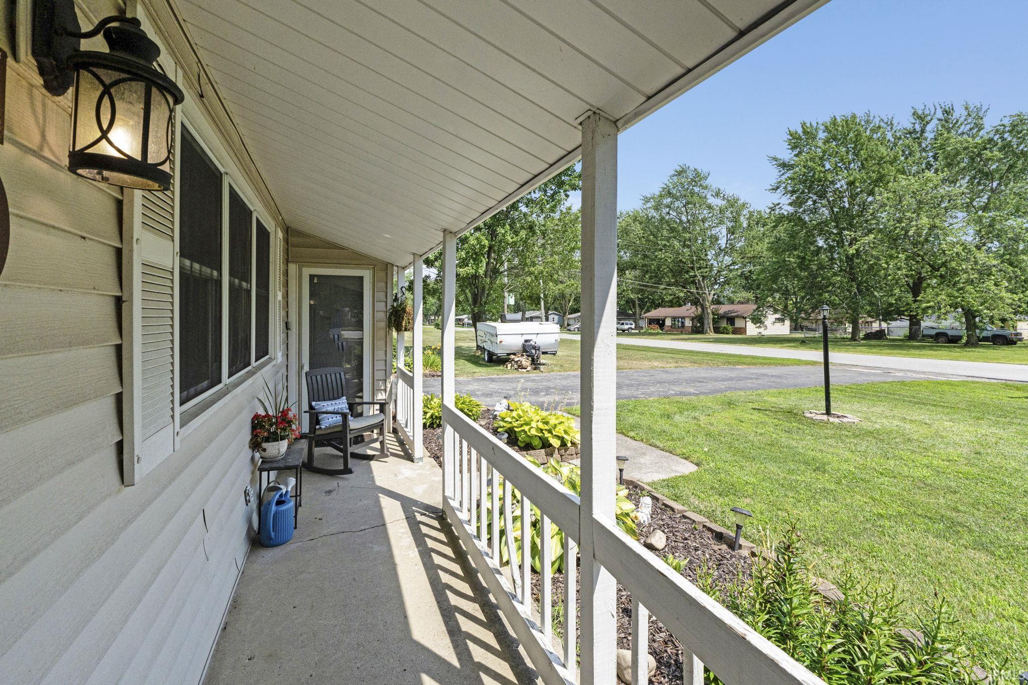 Photo 31 of 6309 Arnel Avenue