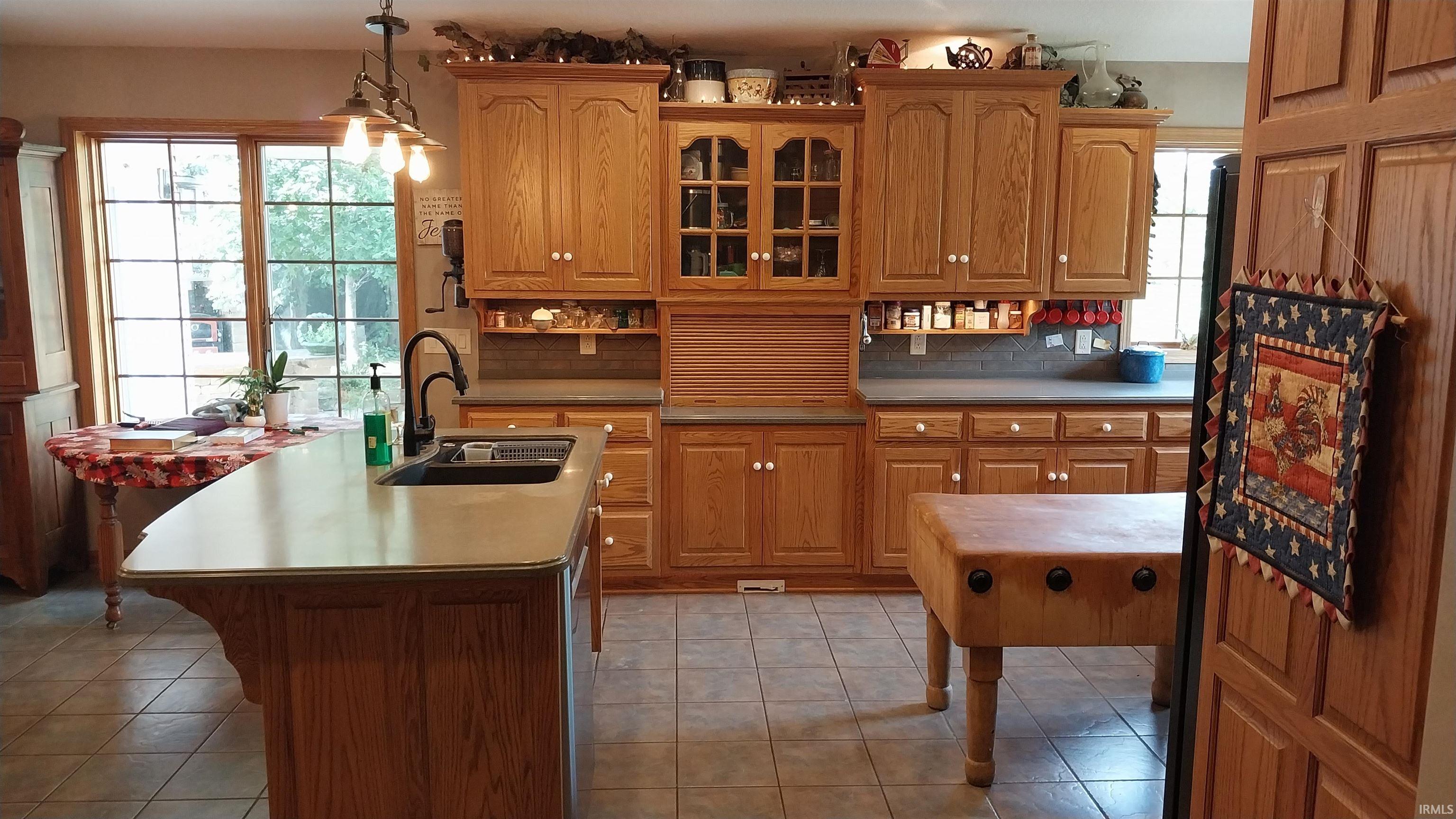 Photo 7 of 3221 W 700 S Road