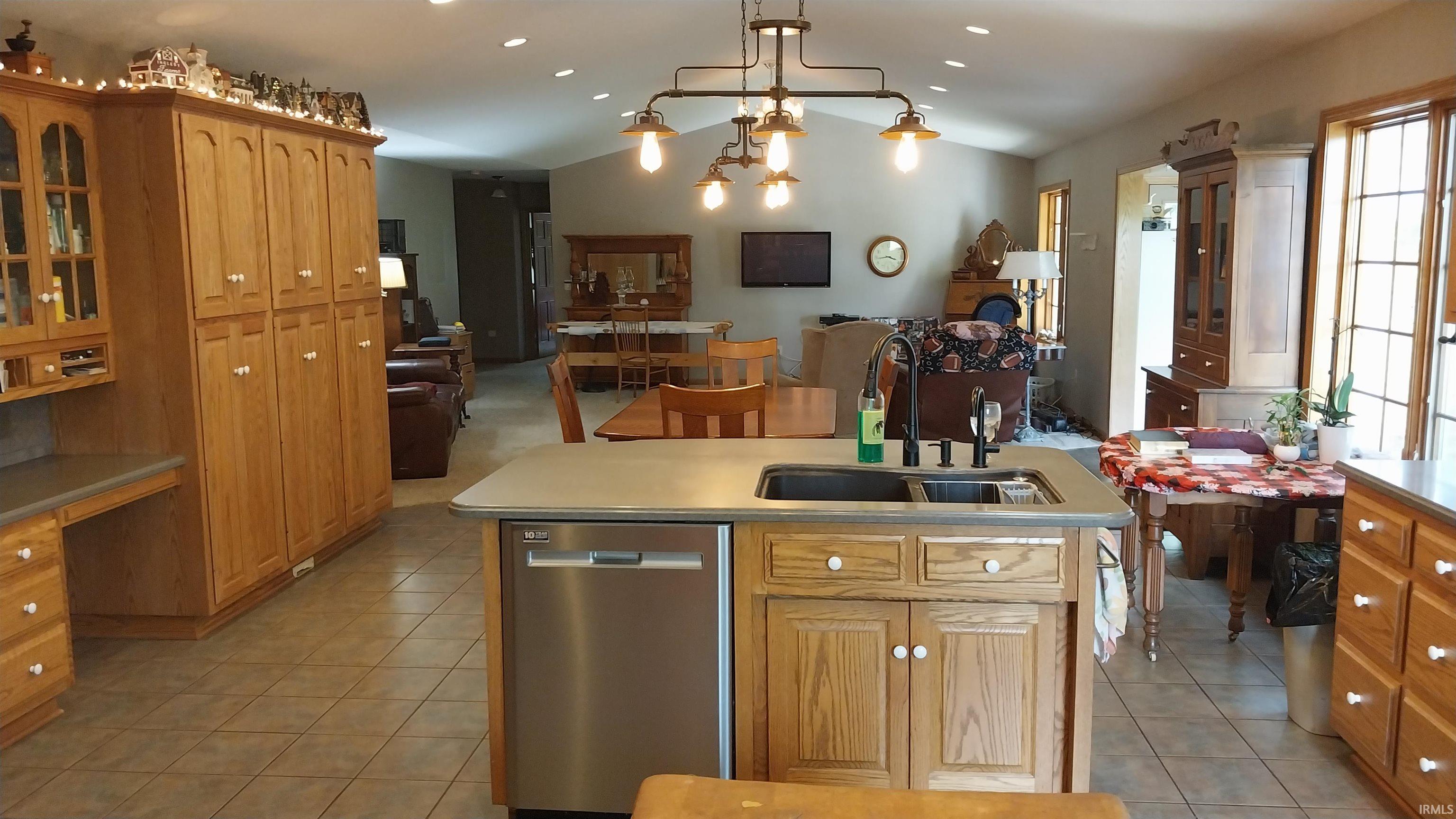 Photo 8 of 3221 W 700 S Road