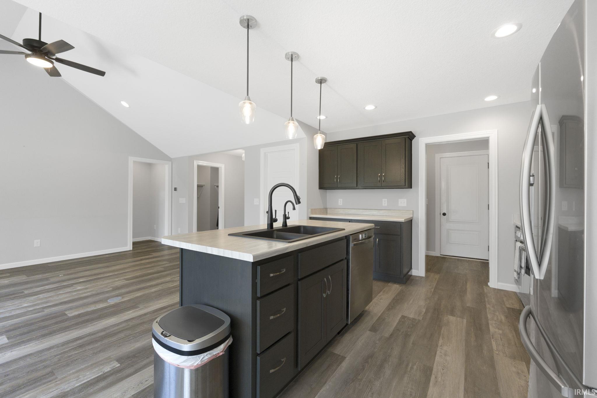 Photo 14 of 451 Rockwell Avenue