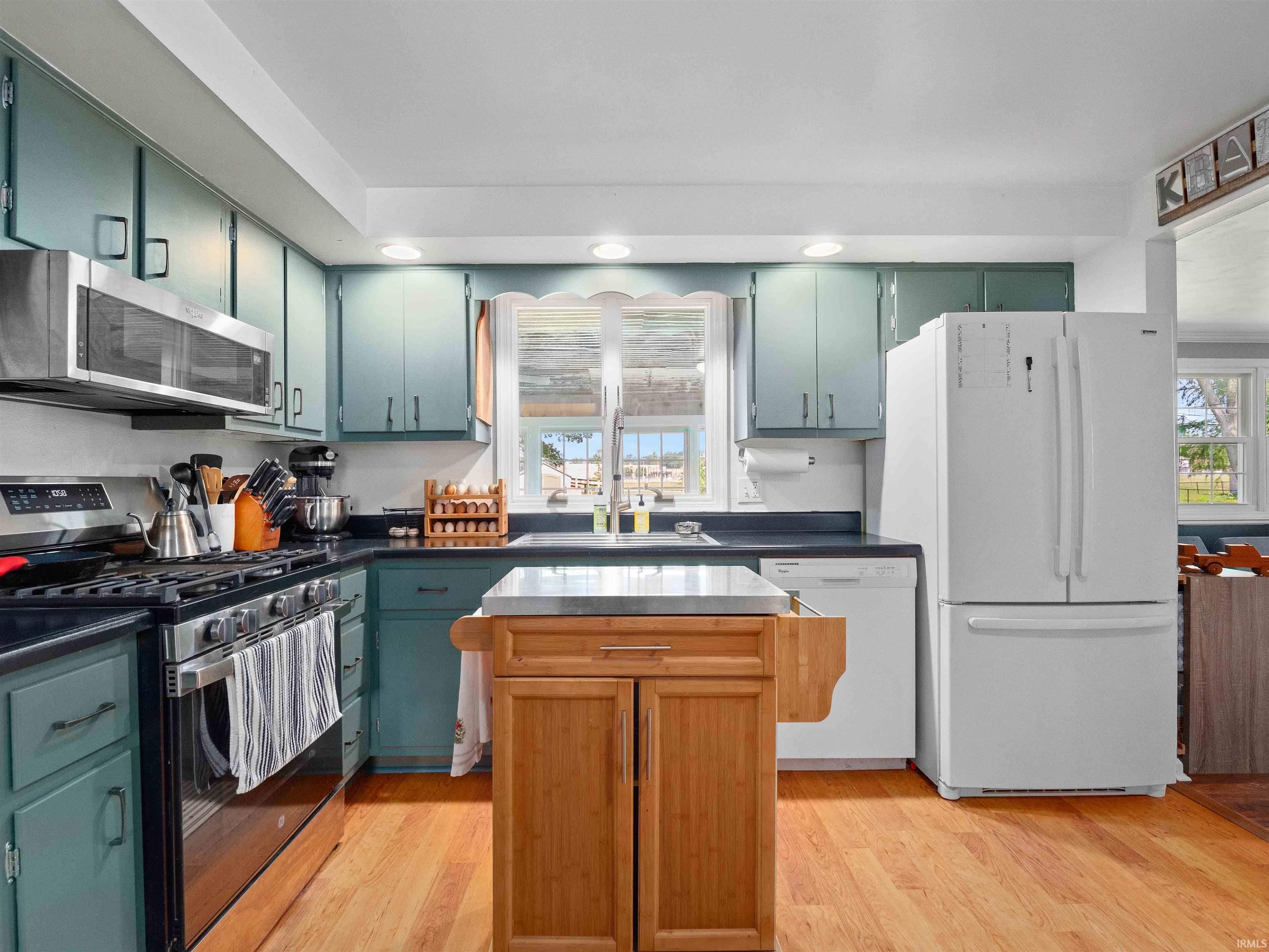 Photo 6 of 3133 Delray Drive
